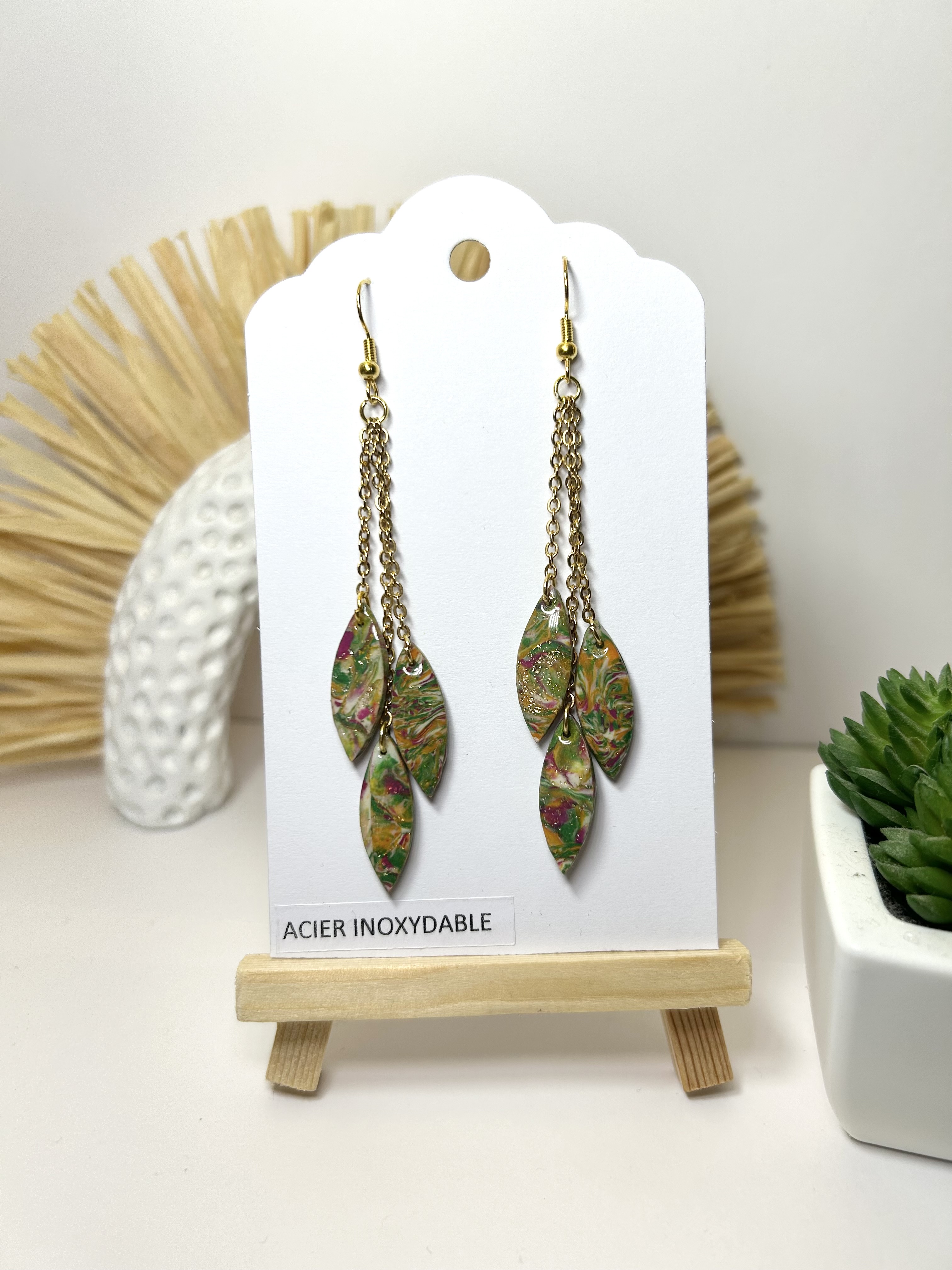 Boucles d’oreilles Charlotte à dominante verte