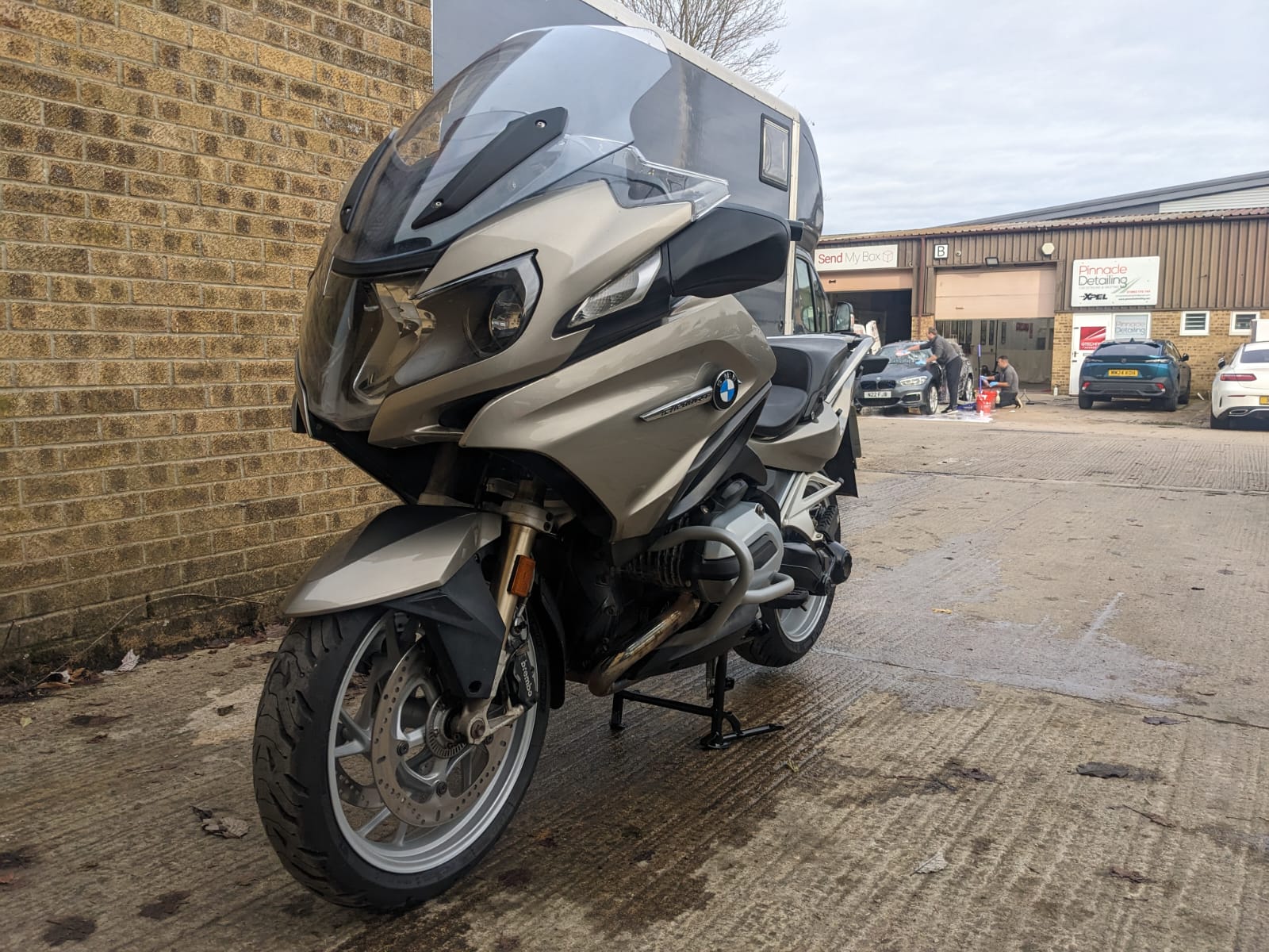 BMW R1200RT