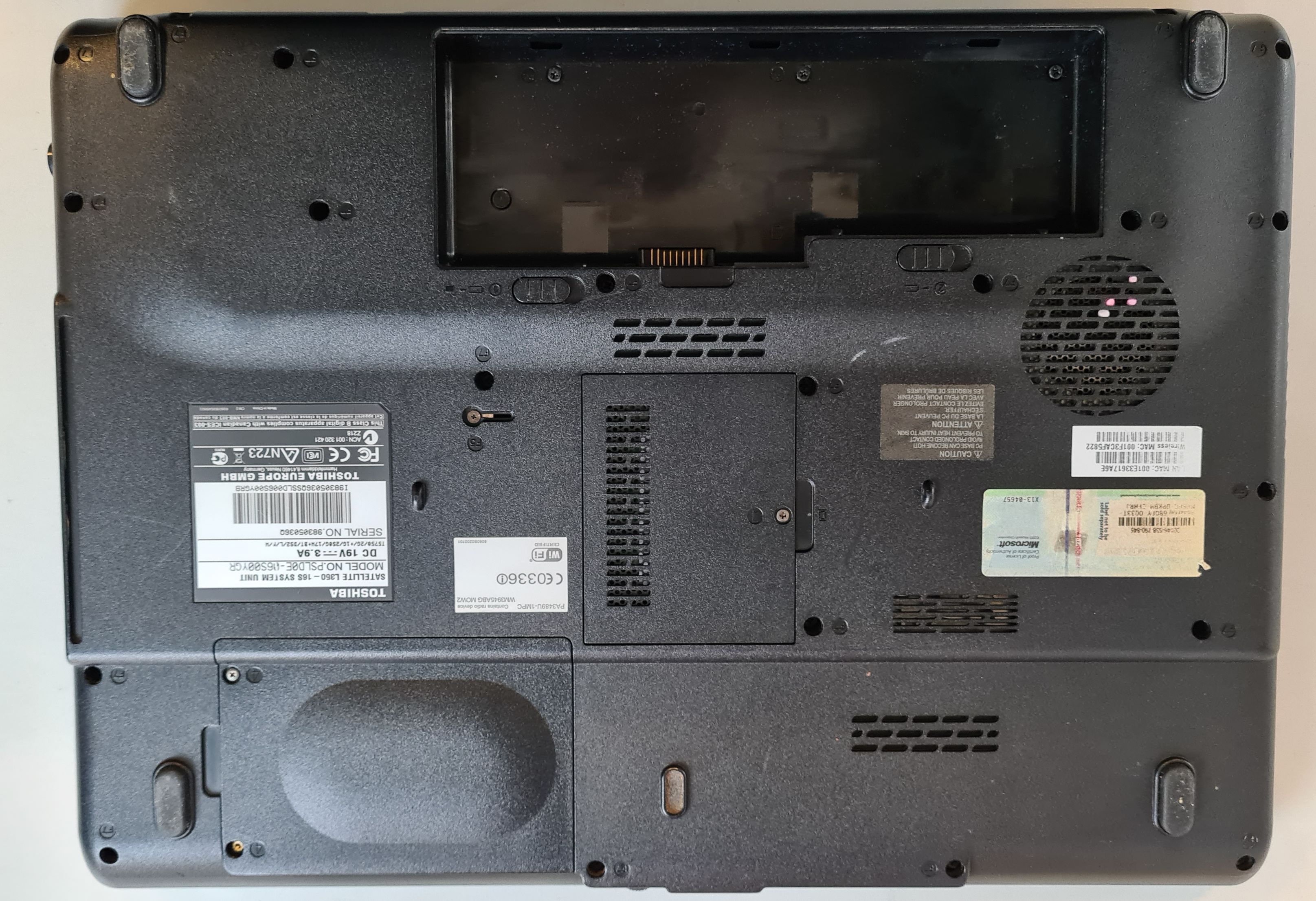 Notebook Toshiba Satellite L350-16S