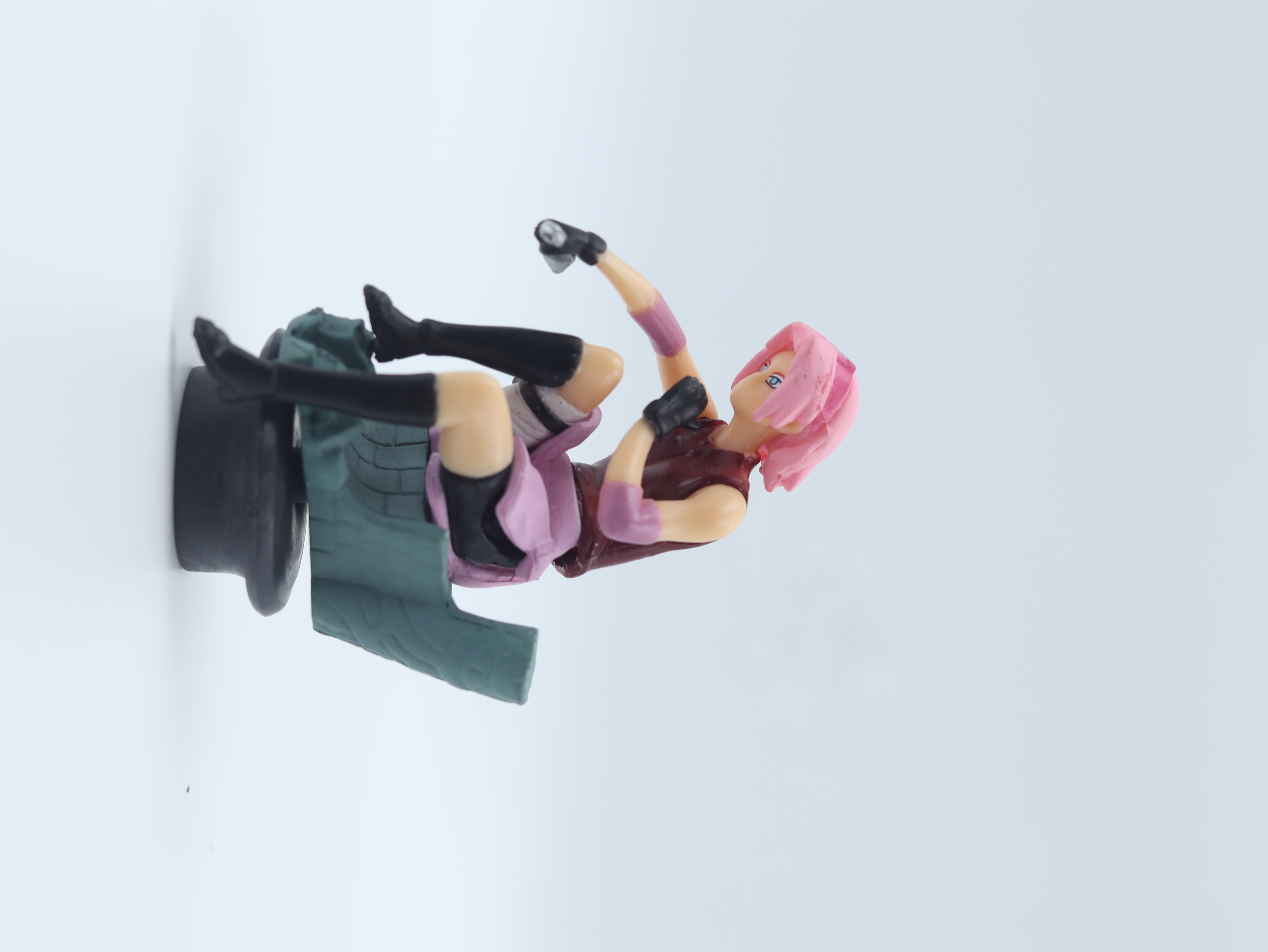 Sakura Haruno Sitting  Mini Action Figure 