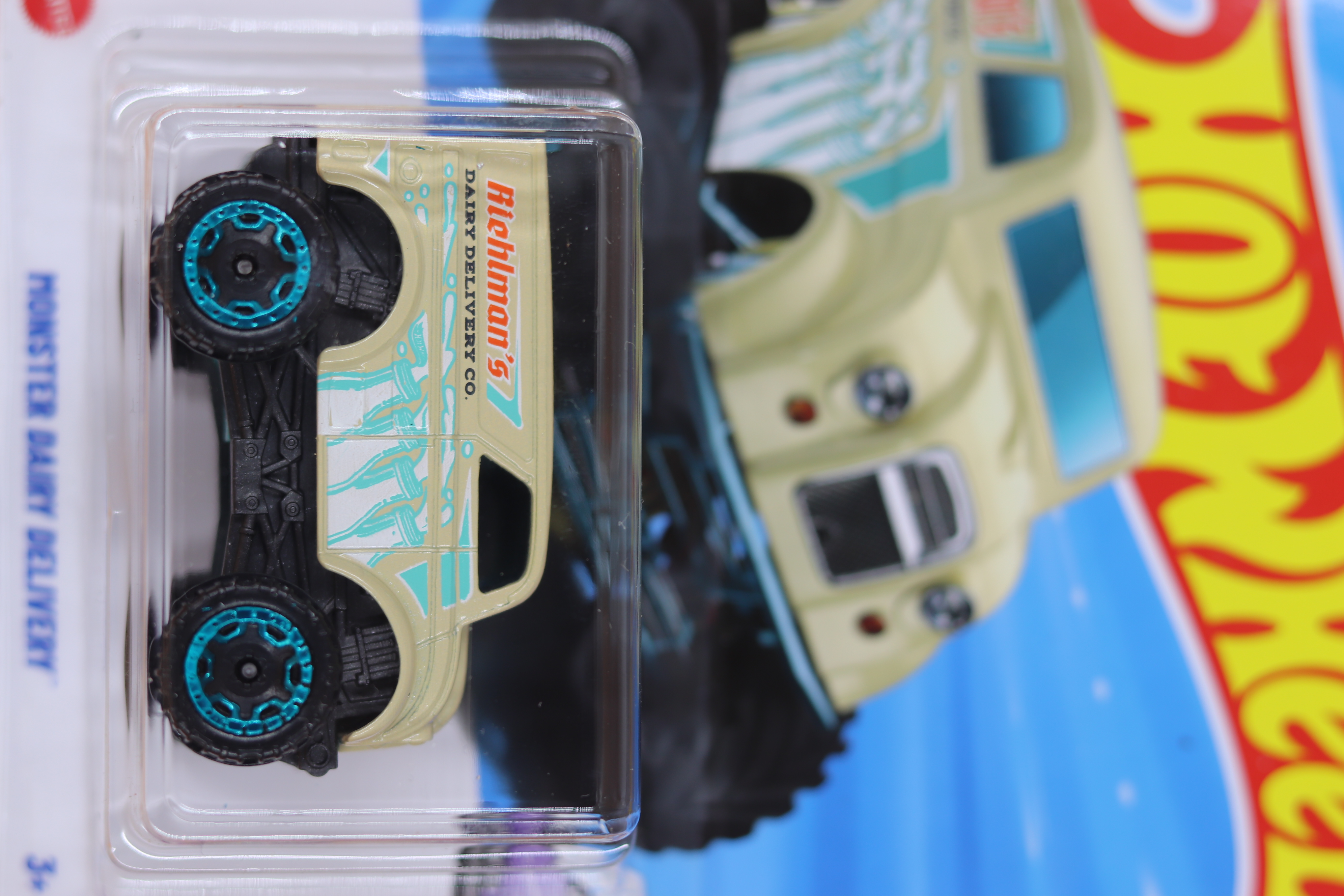 Hot Wheels Monster Dairy Delivery