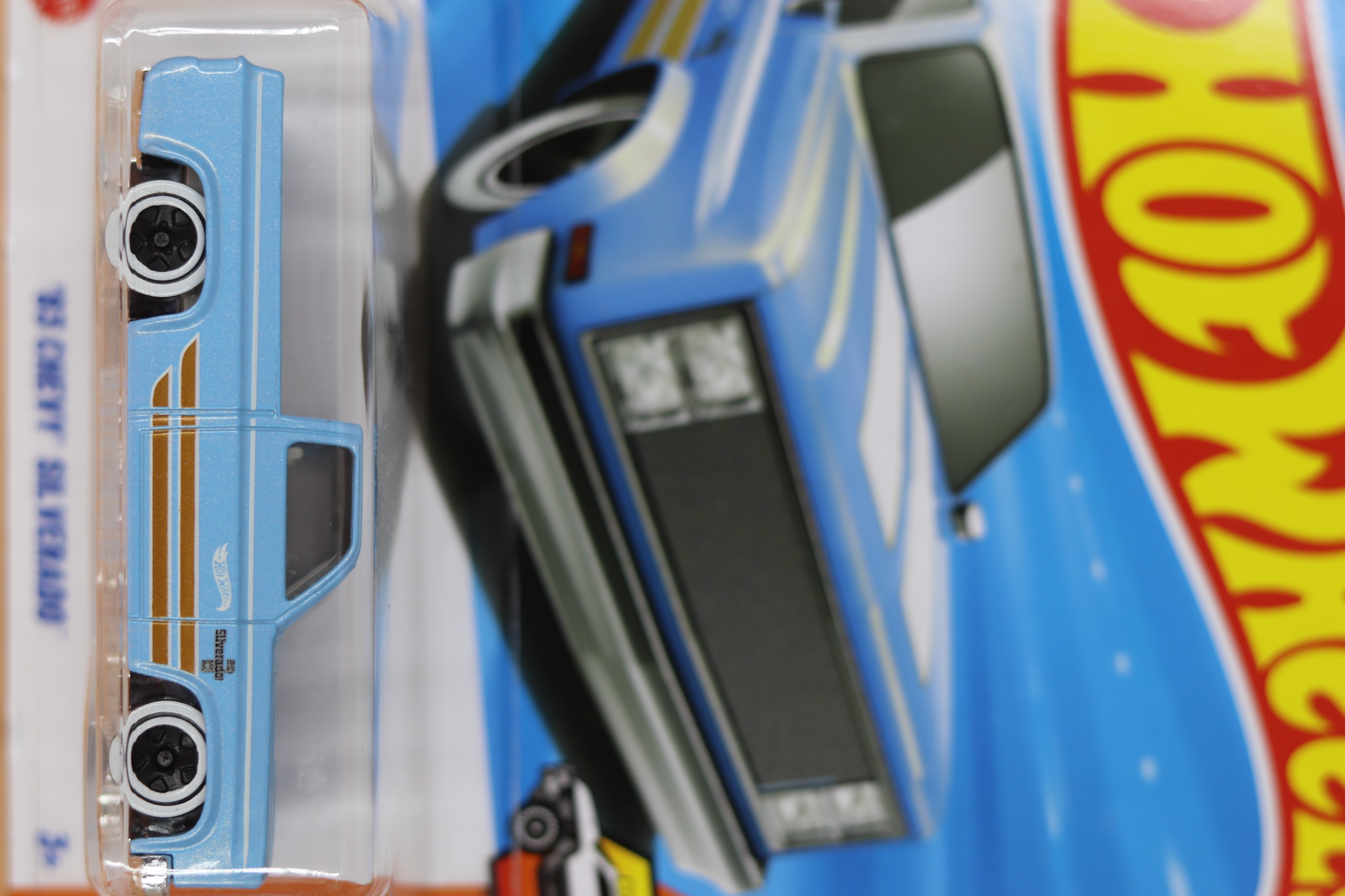 Hot Wheels '83 Chevy Silverado