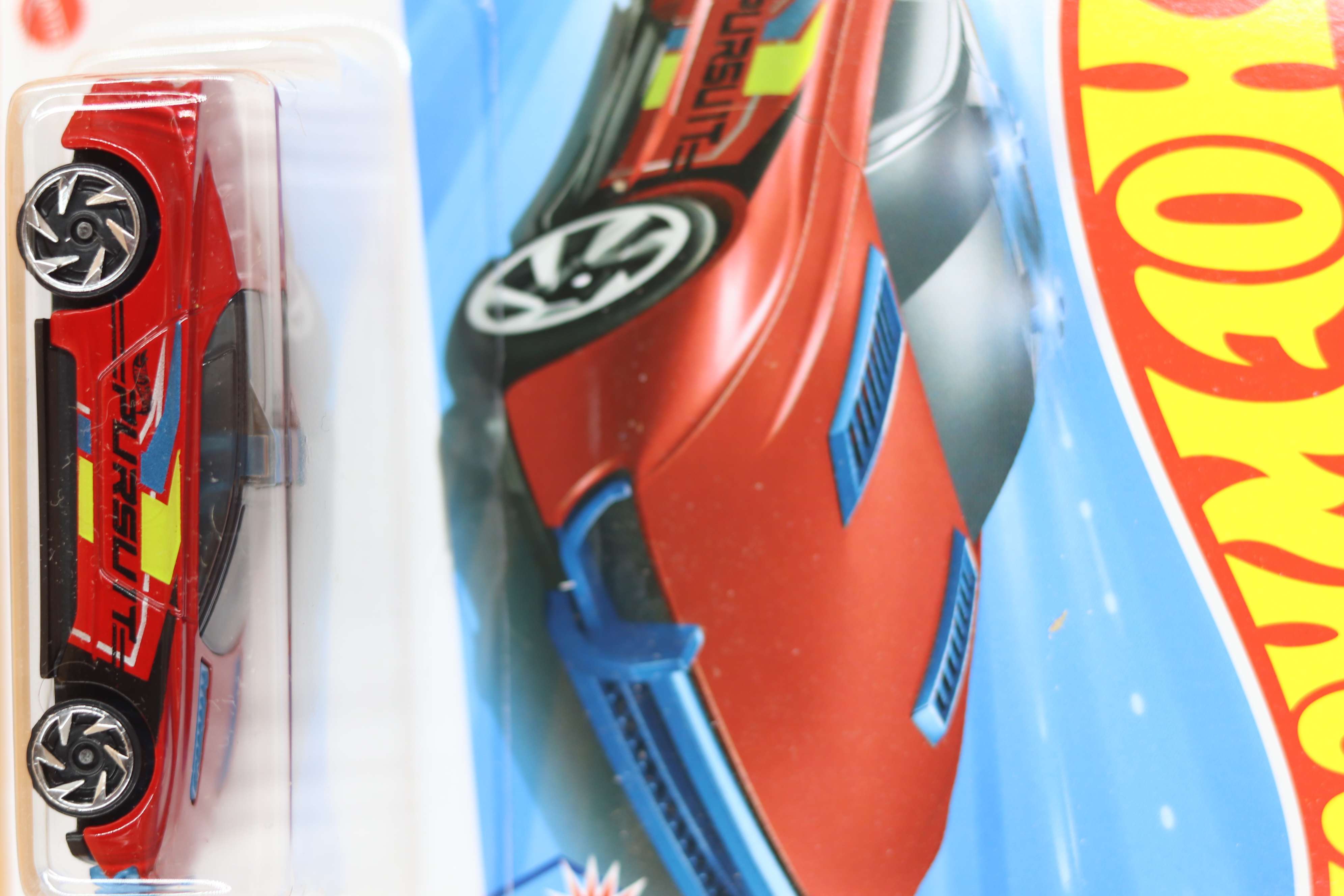 Hot Wheels Alpha Pursuit