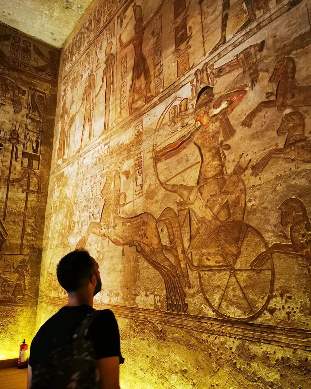 Экскурсия в храм Абу-Симбел из Асуана Исследуйте сокровища храма Абу-Симбел