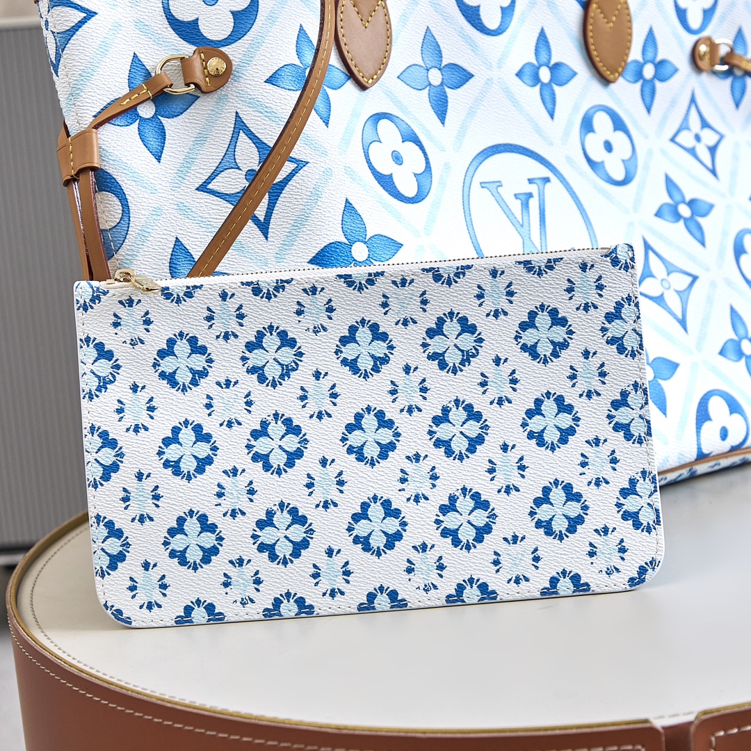 Louis Vuitton Tote Bag