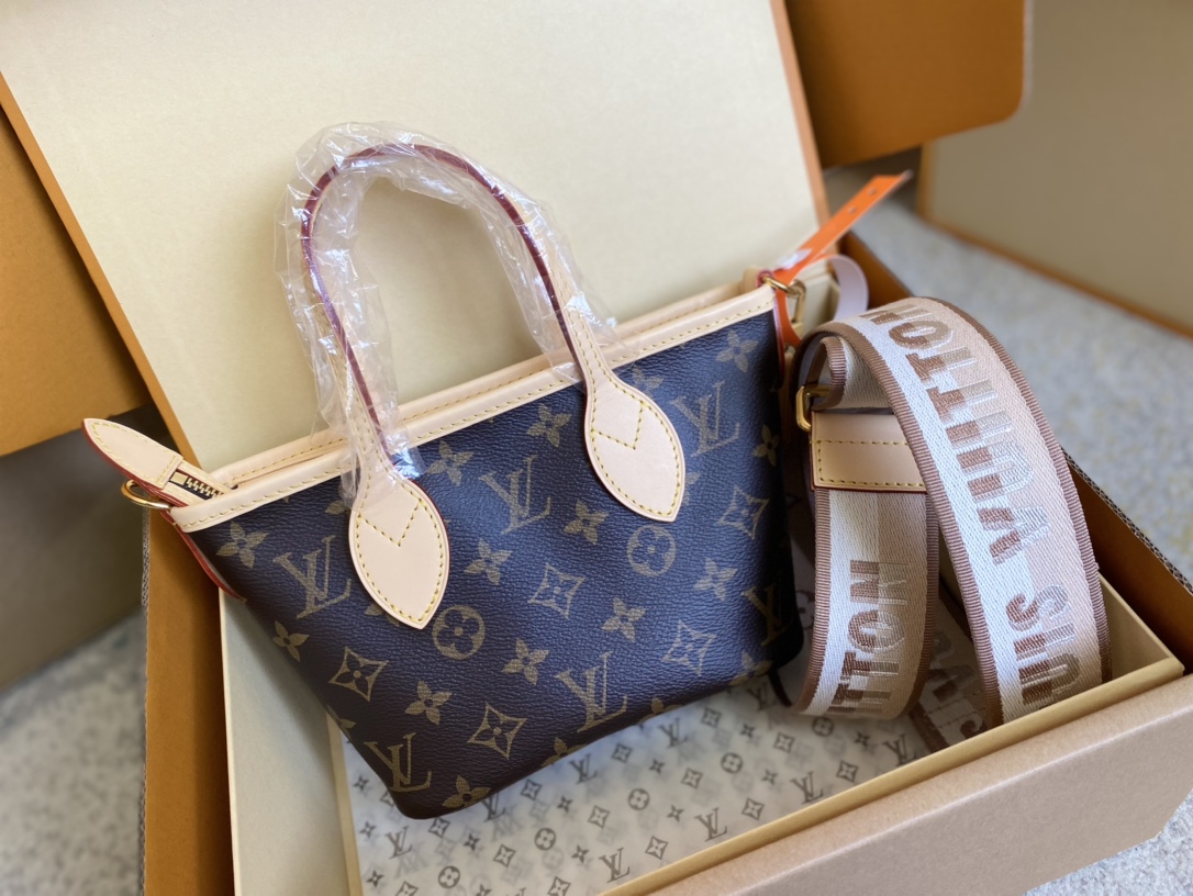 LV Neverfull BB handbag