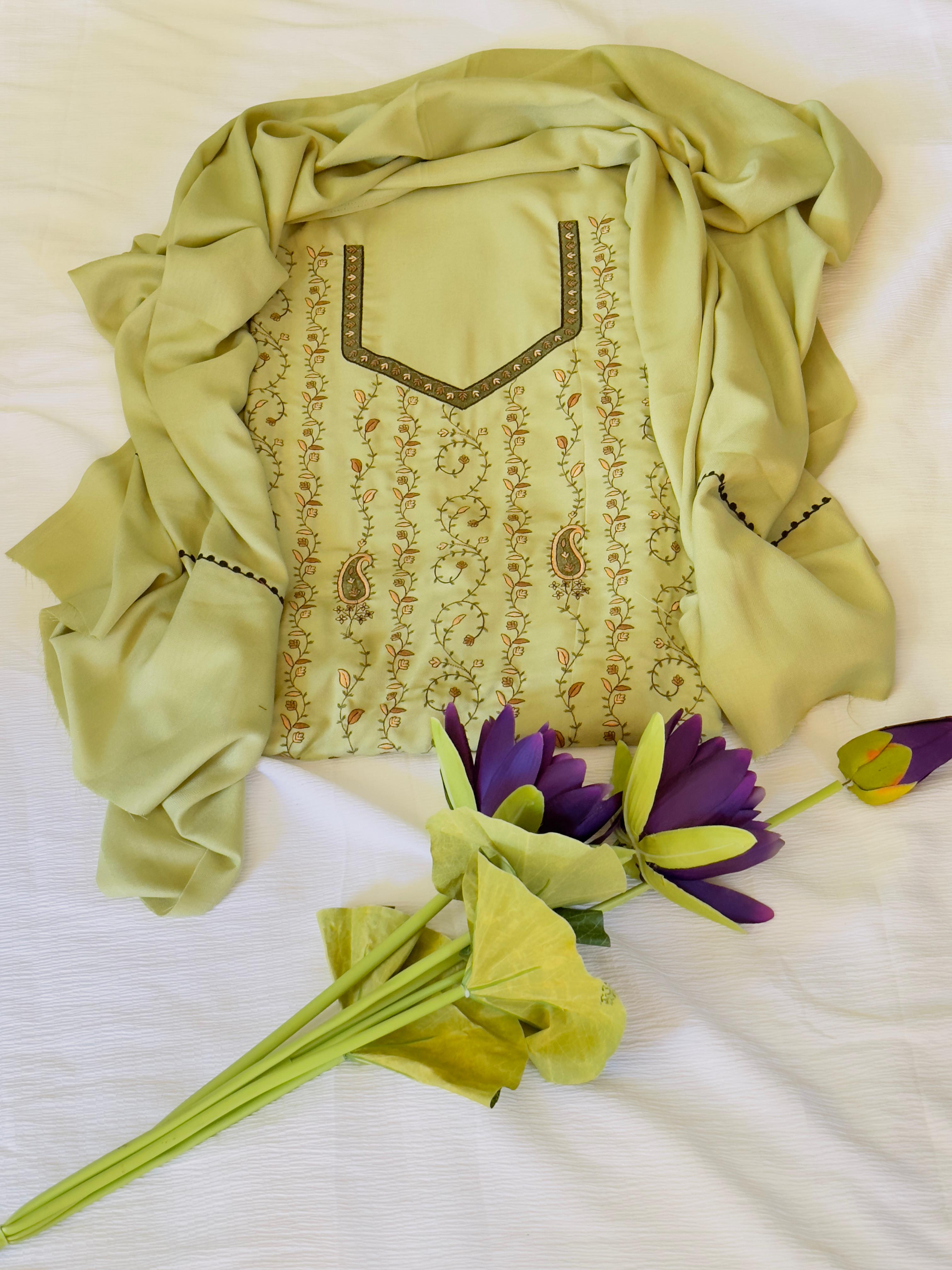 GULDOZI - Floral Embriodery Essence