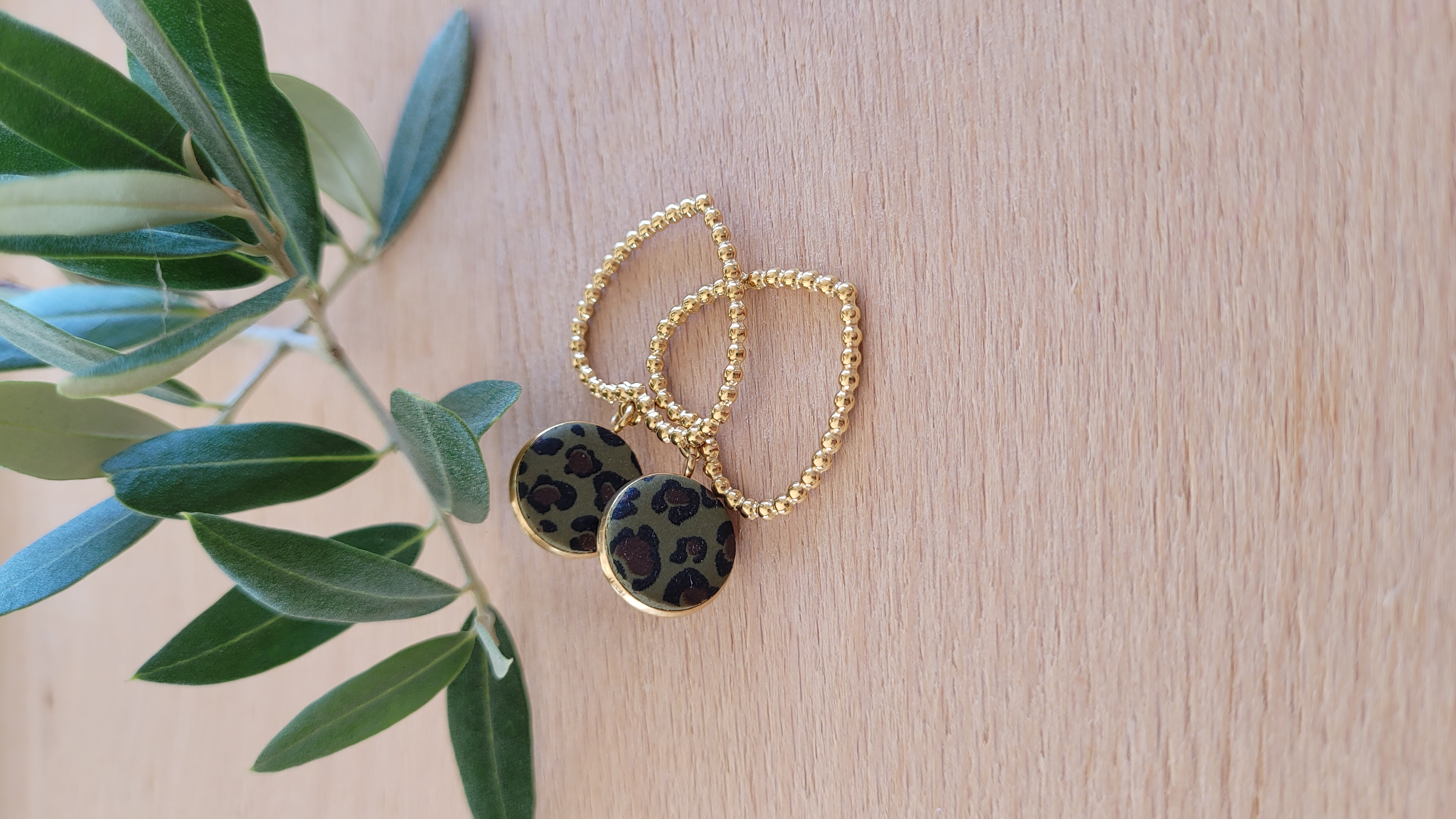 Boucles d'oreilles léopard dorées