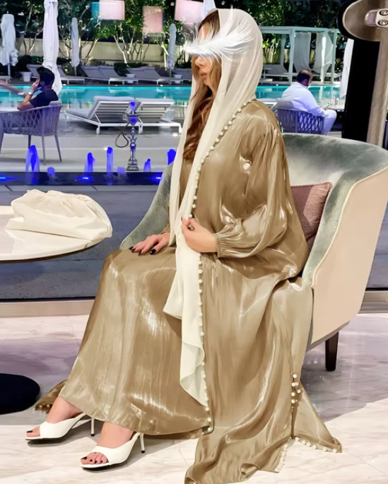 Abaya u dva djela
