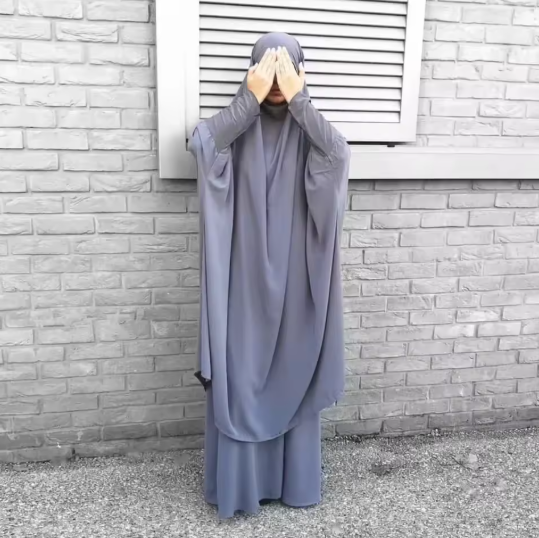 Komplet, abaya sa kapuljacom u dva djela