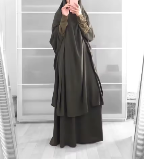 Komplet, abaya sa kapuljacom u dva djela