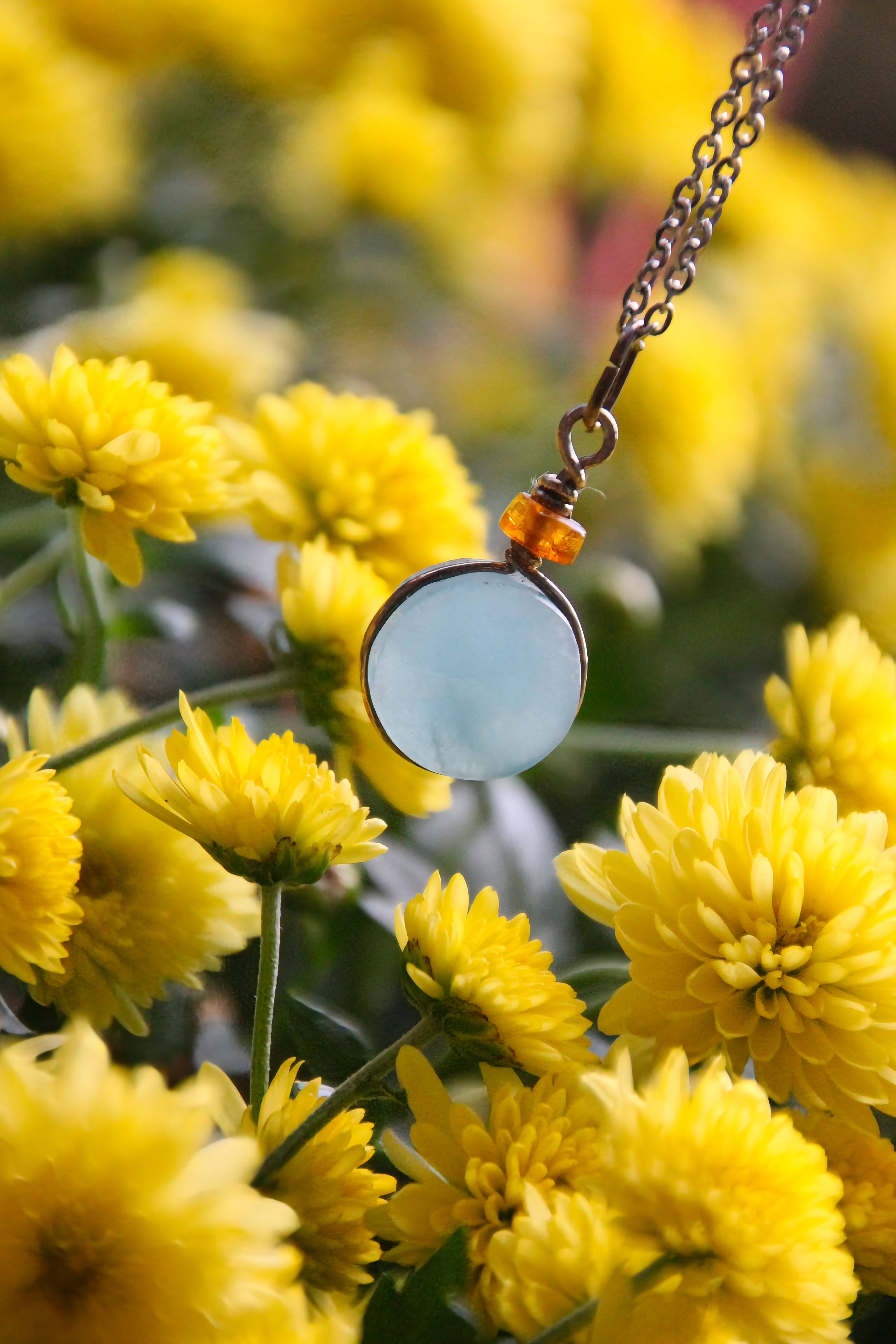 Blauer Onyx (mit Bernstein) Halskette