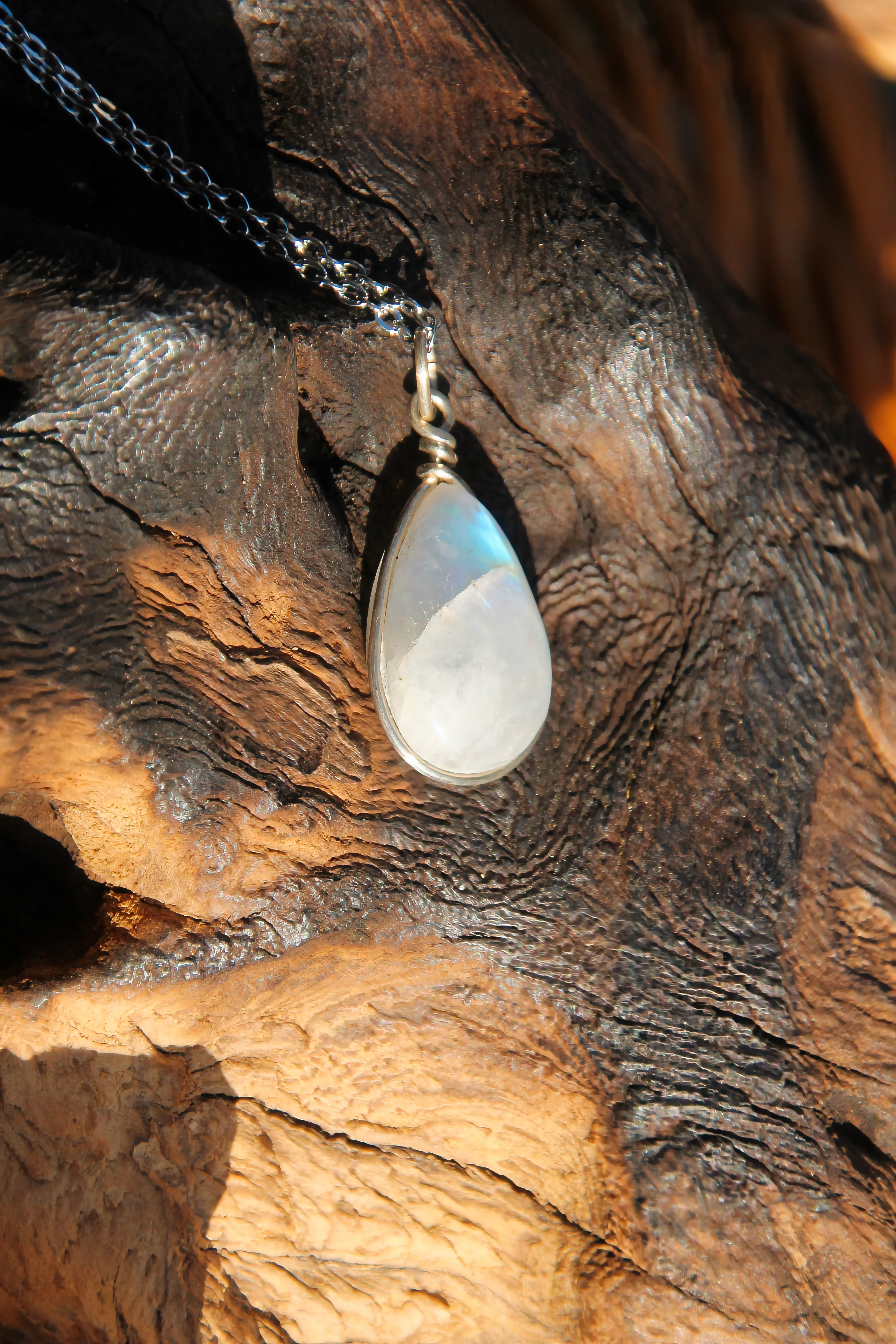 Mondstein Halskette