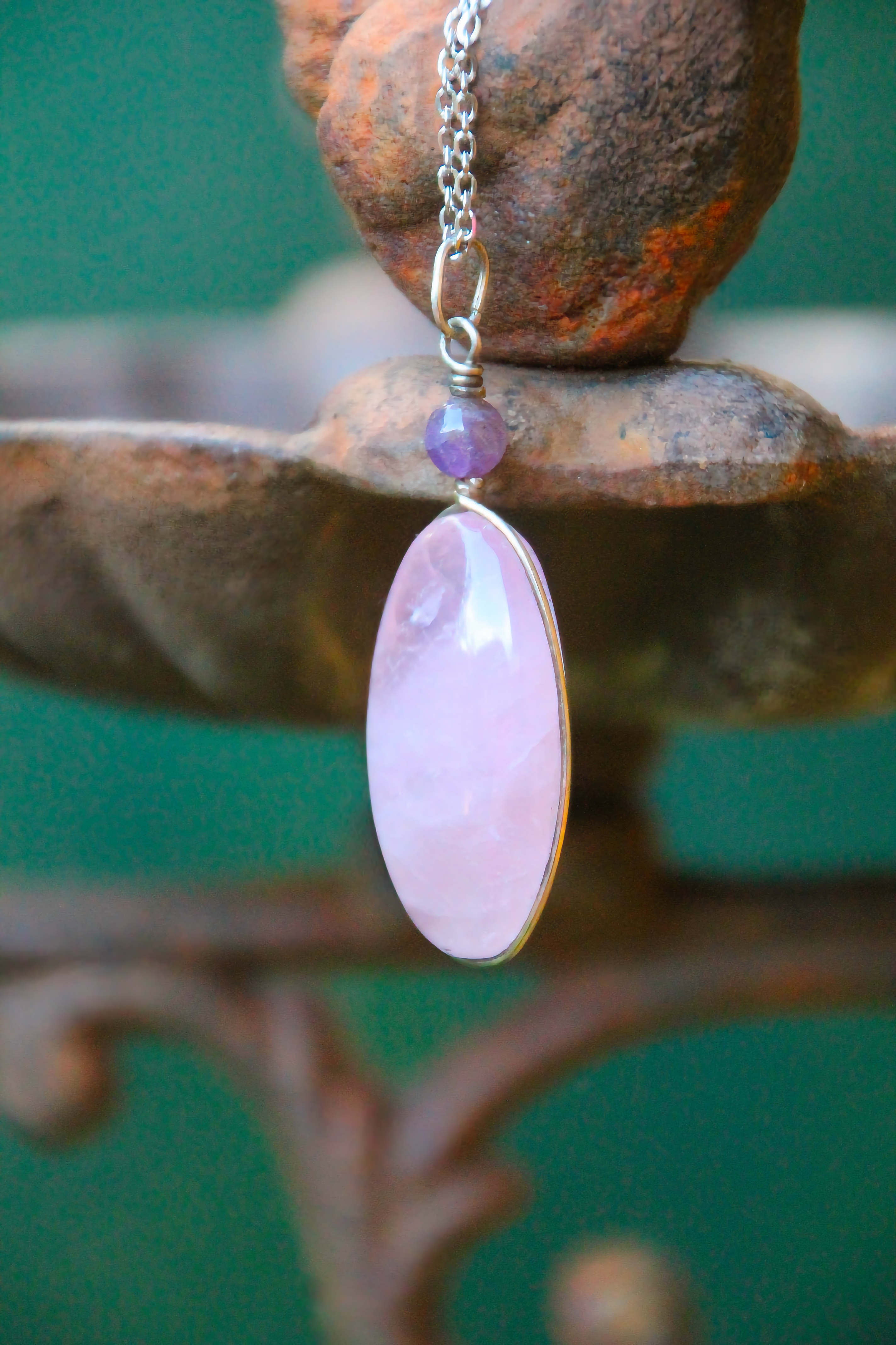 Rosenquarz (mit Amethyst) Halskette