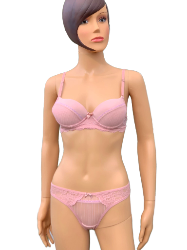Ensemble de lingerie rose