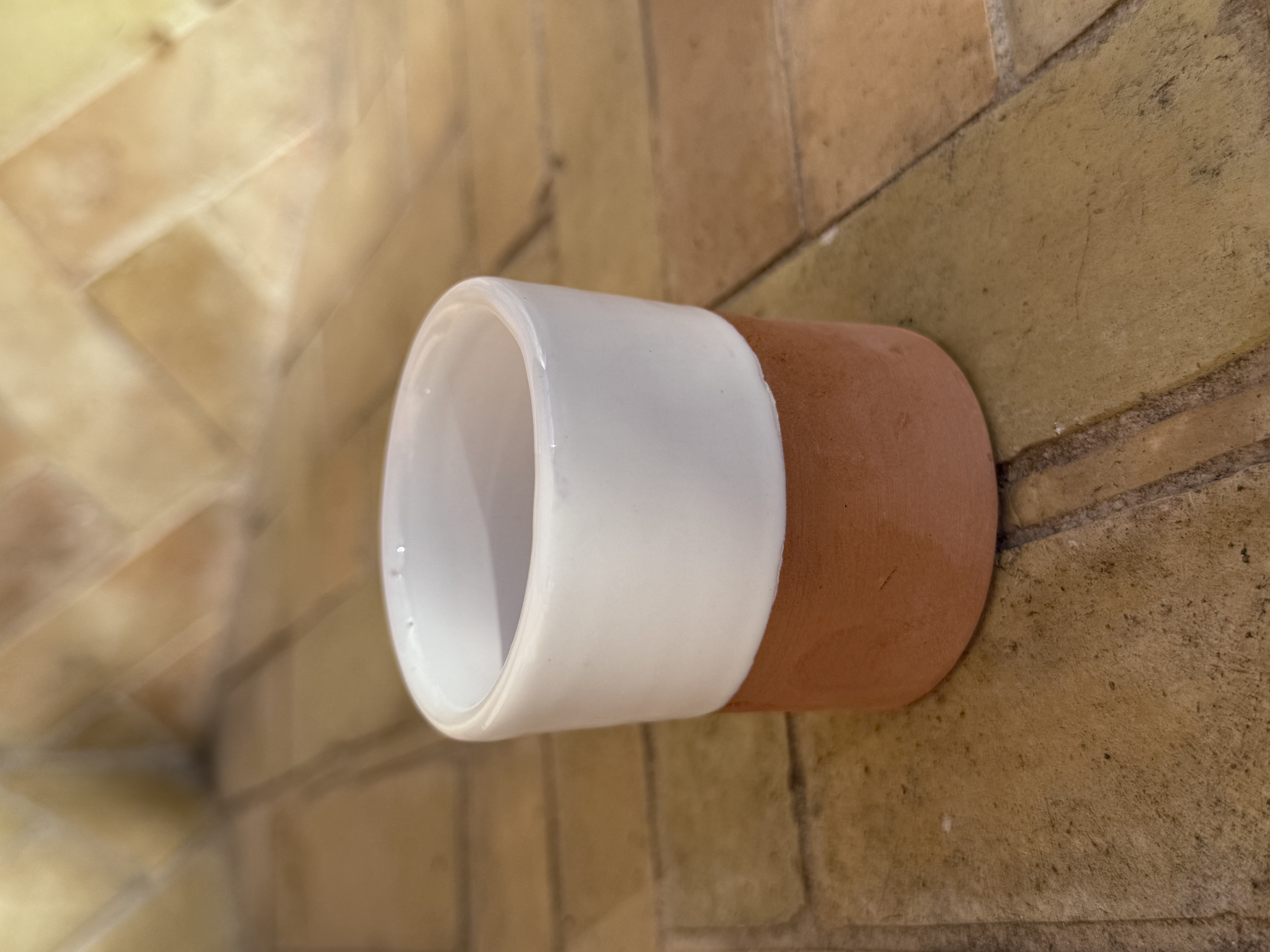Tasse à café terre cuite et émail 