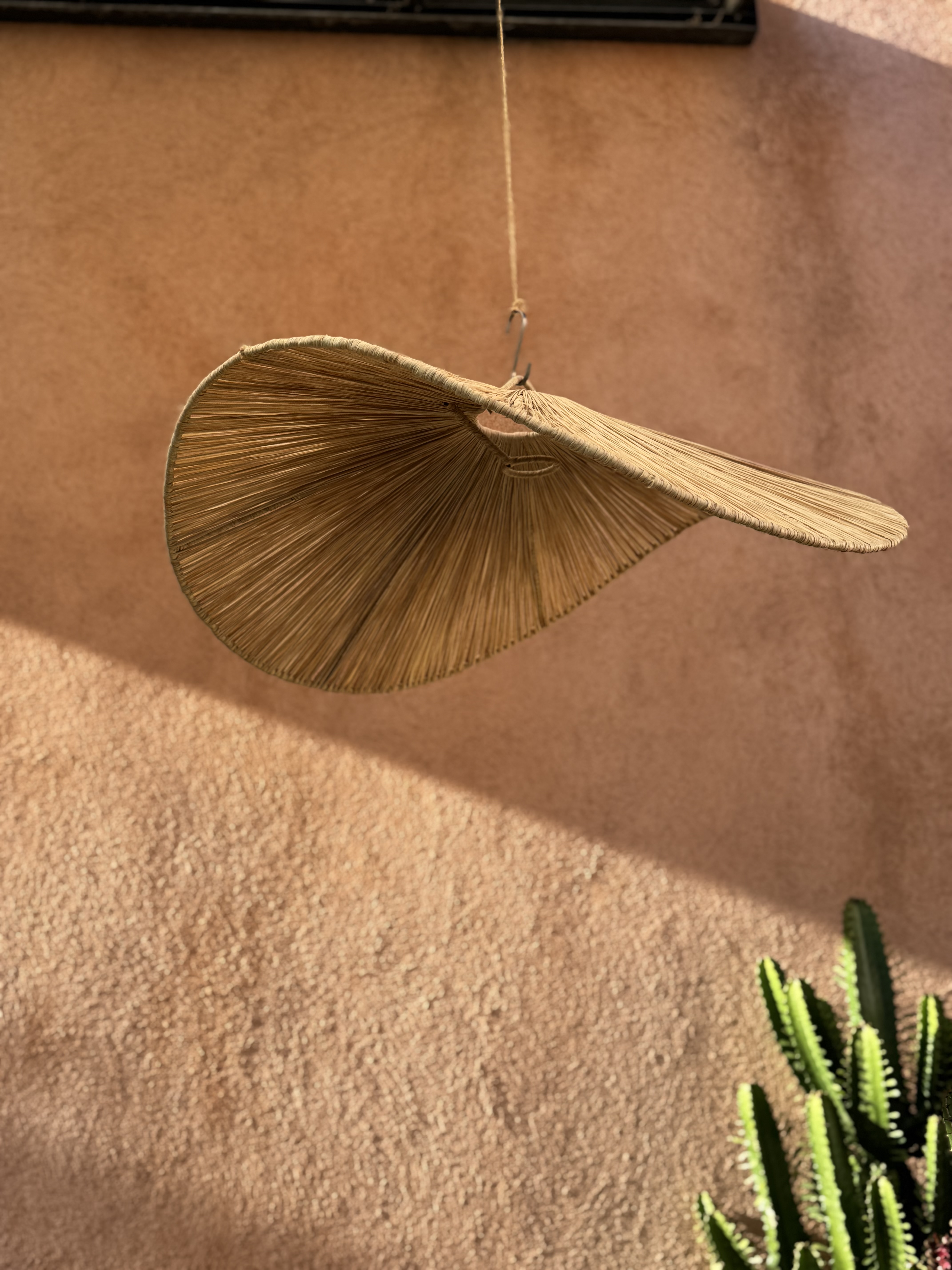 Suspension Vague en raphia