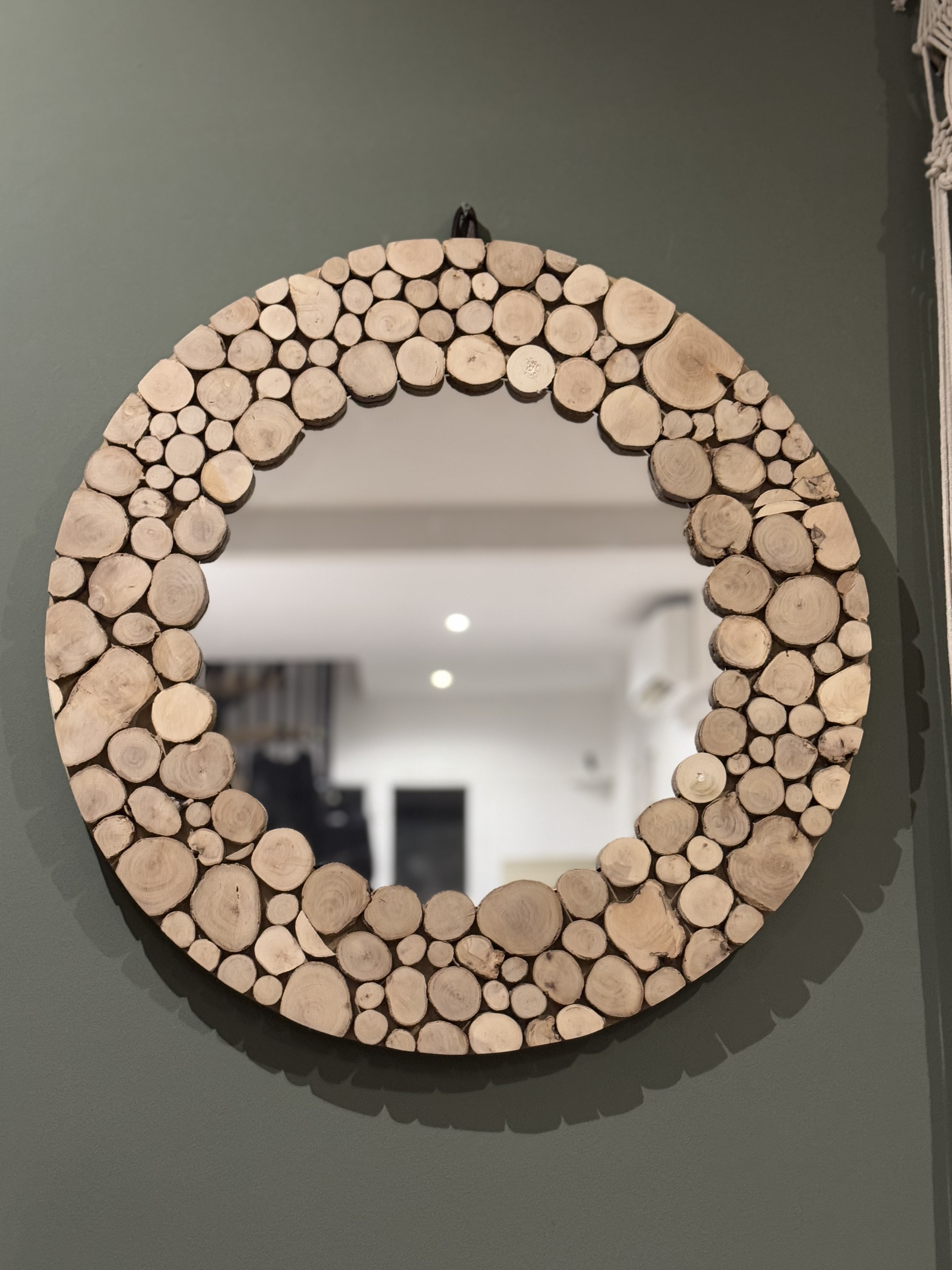 Miroir rond en bois d'eucalyptus