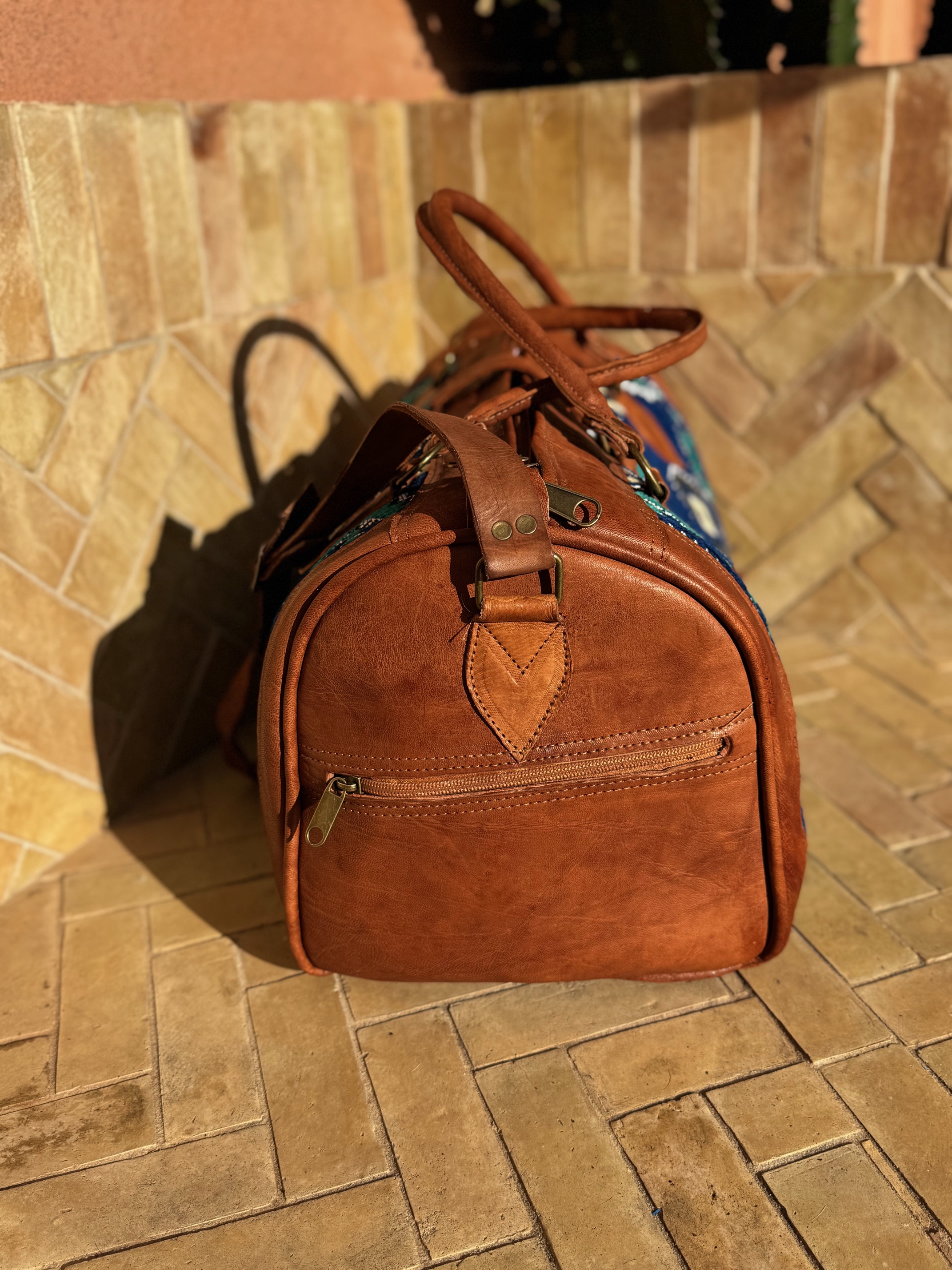 Sac Week-end en kilim berbère bleu et cuir 