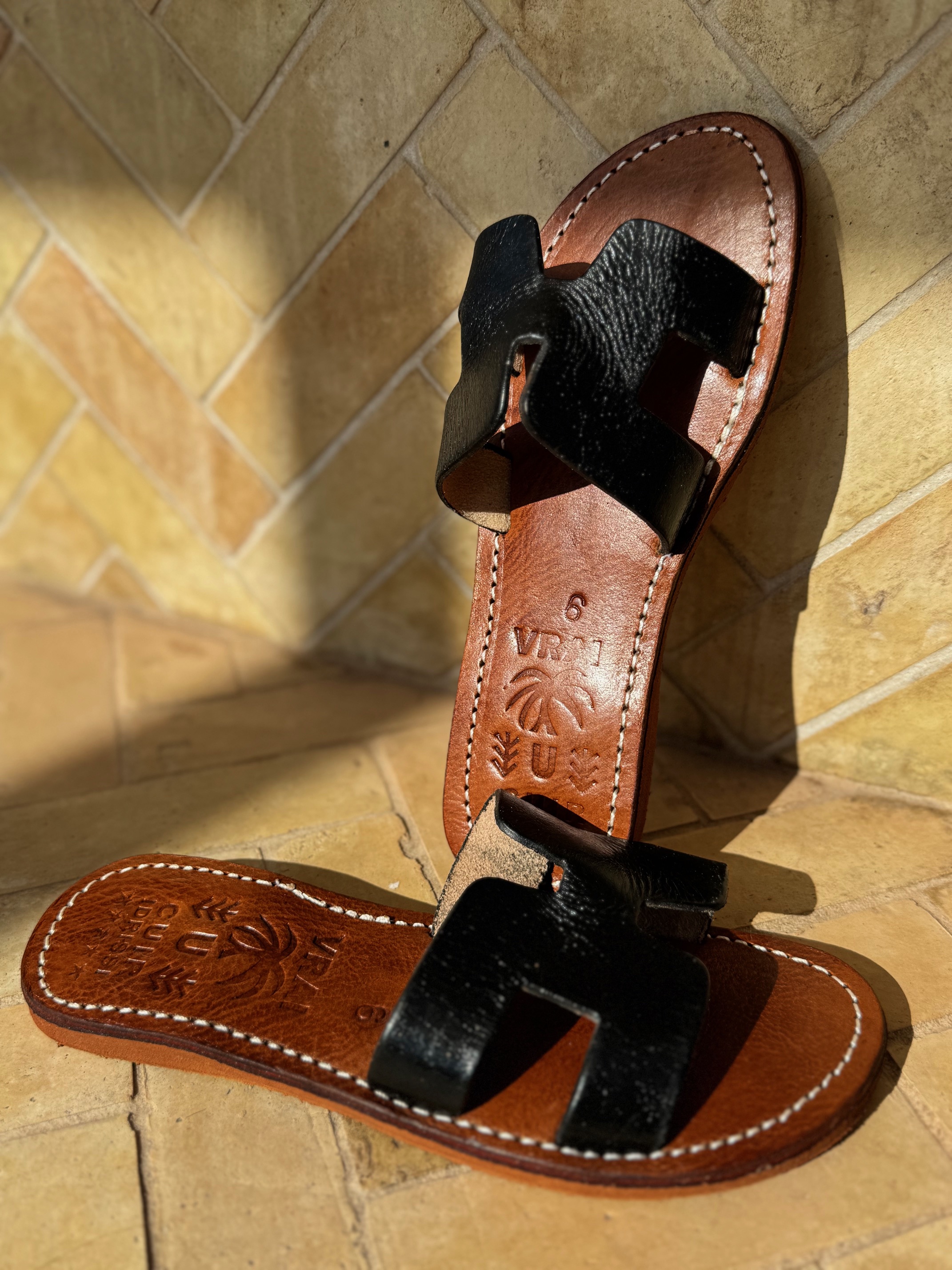 Mules d'été H cuir véritable noir