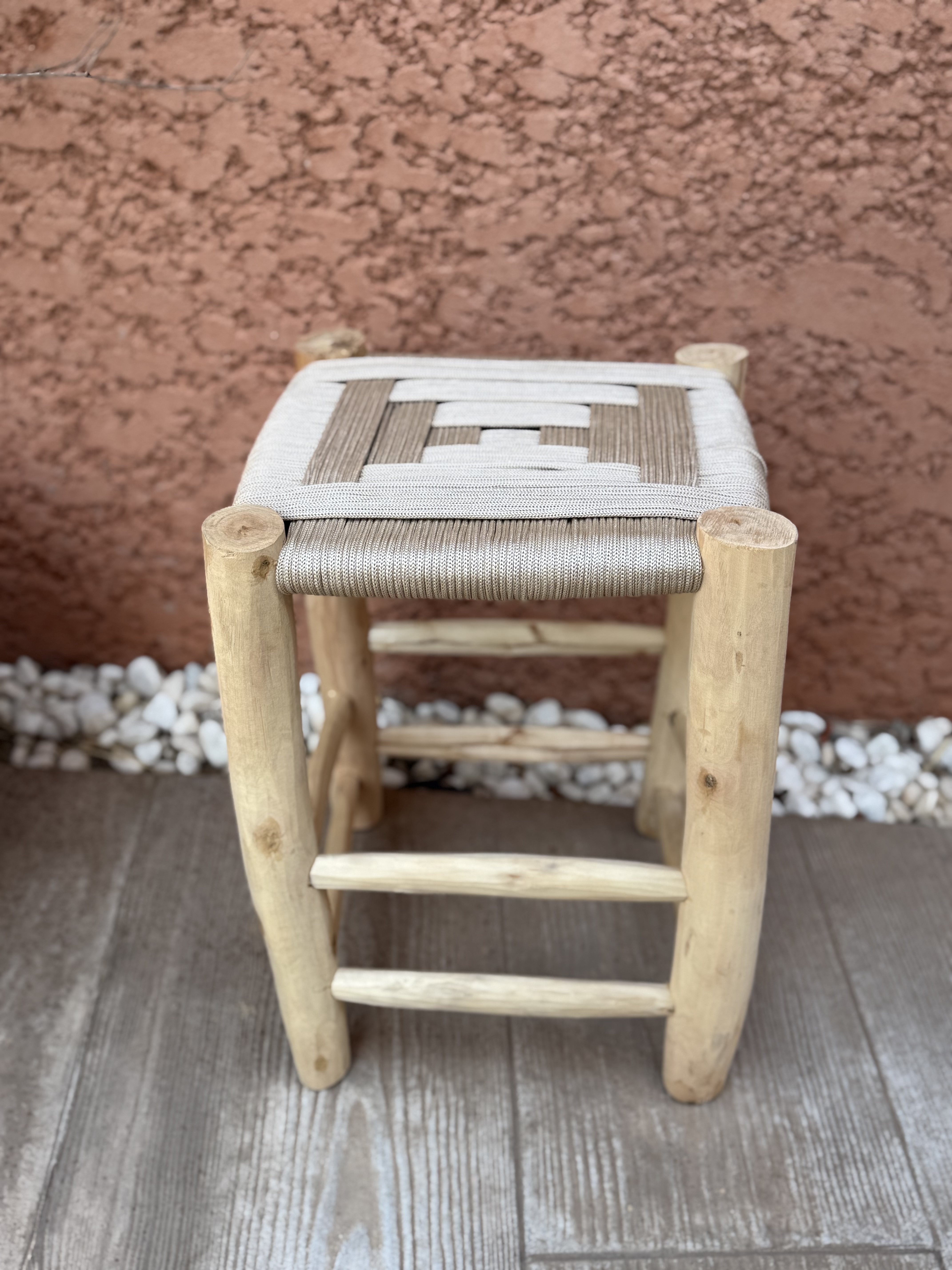 Tabouret berbère tressé en nylon Beige