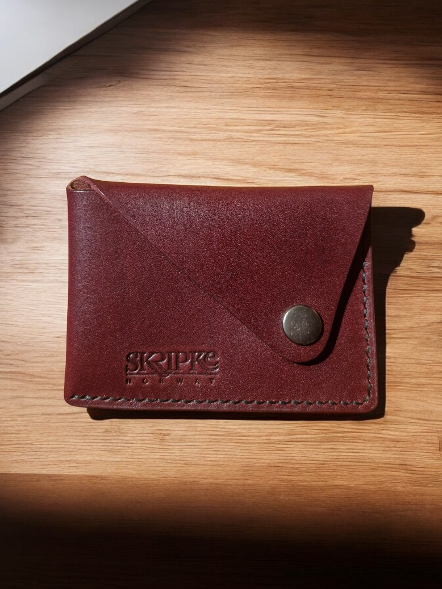 Triangle Clasp Wallet 