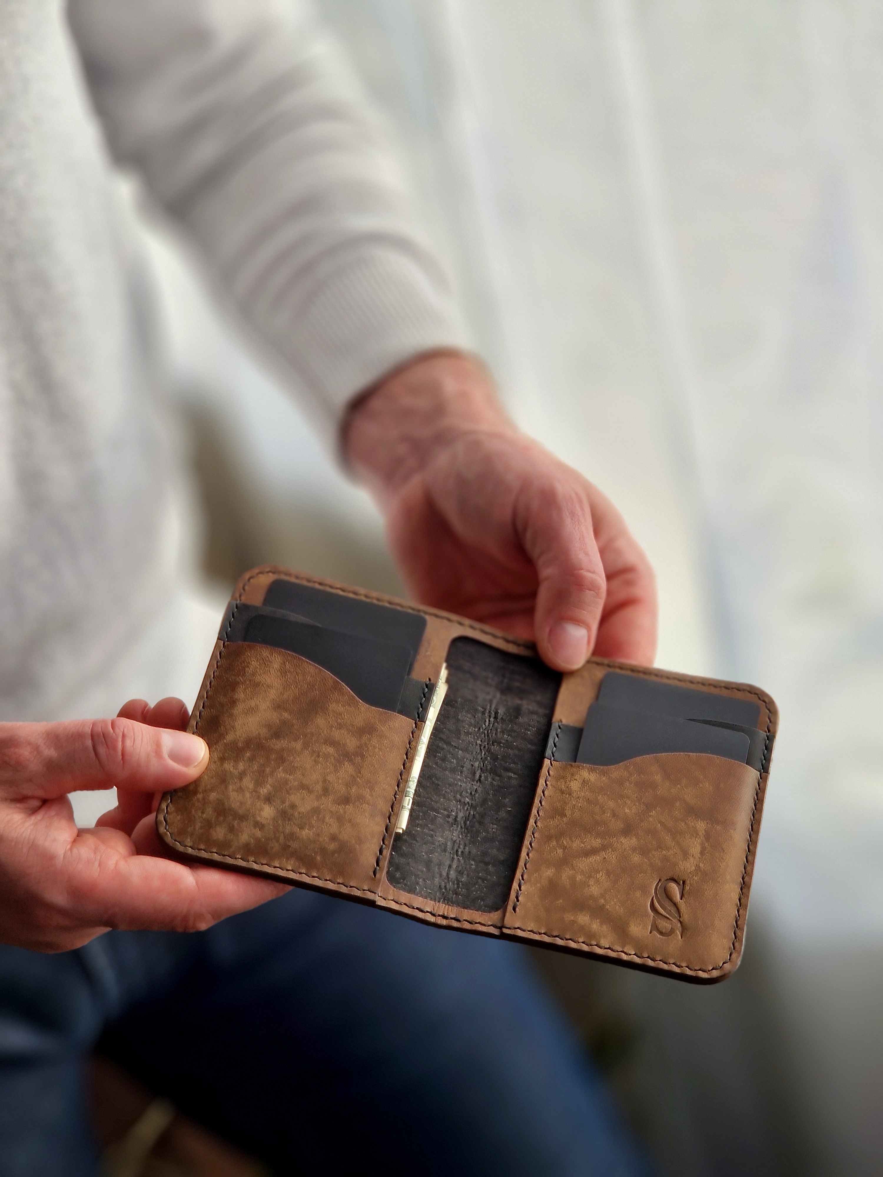 Azteca Foldable Wallet