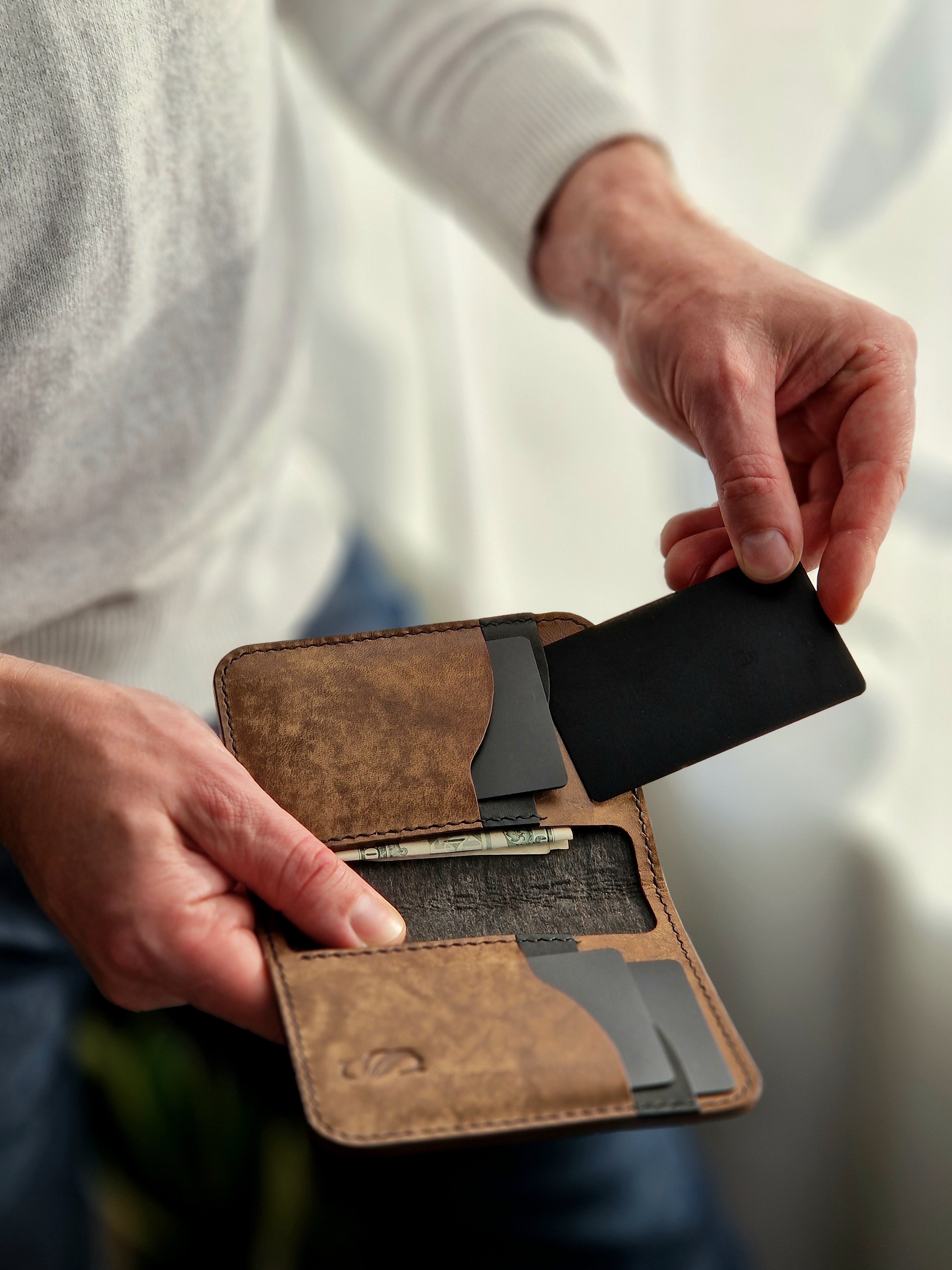 Azteca Foldable Wallet