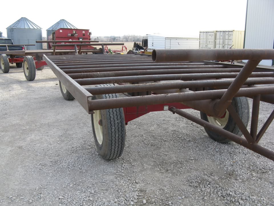 14 round bale hay racks