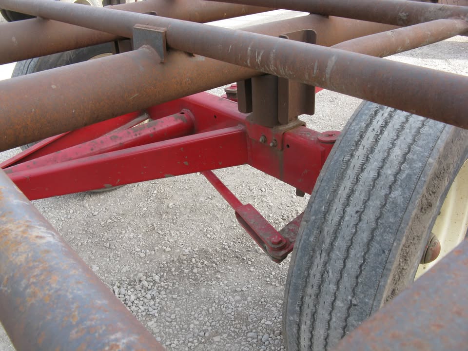 14 round bale hay racks
