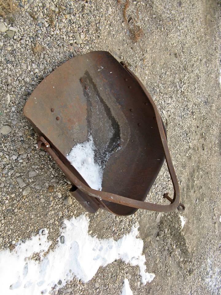 vintage steel scoop