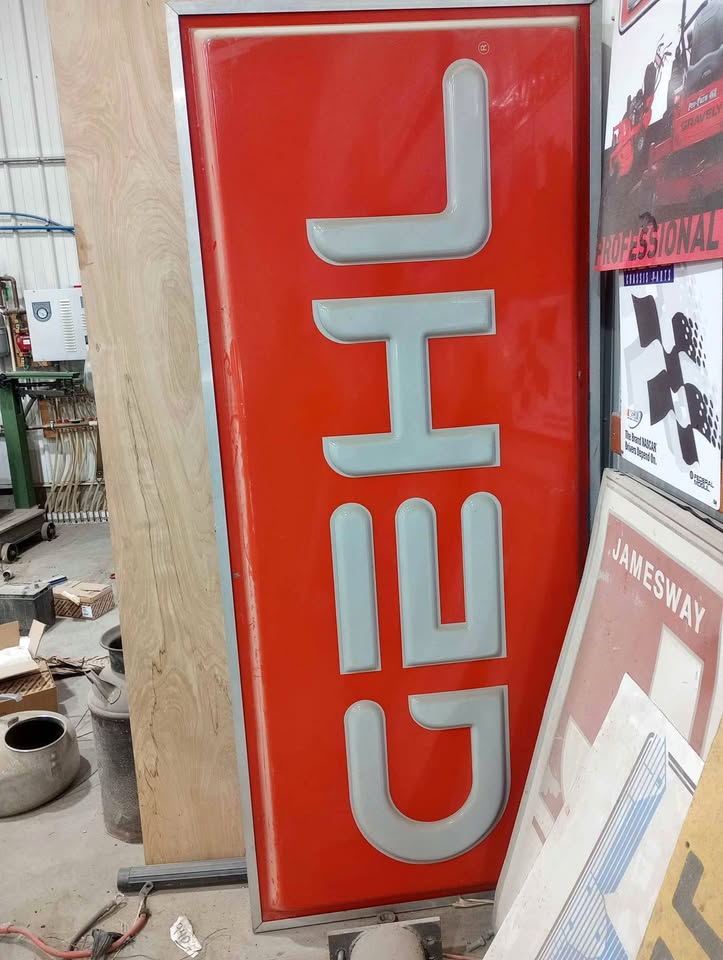  Gehl Lighted Sign