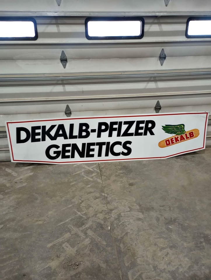  Dekalb Pfizer Genetics Sign