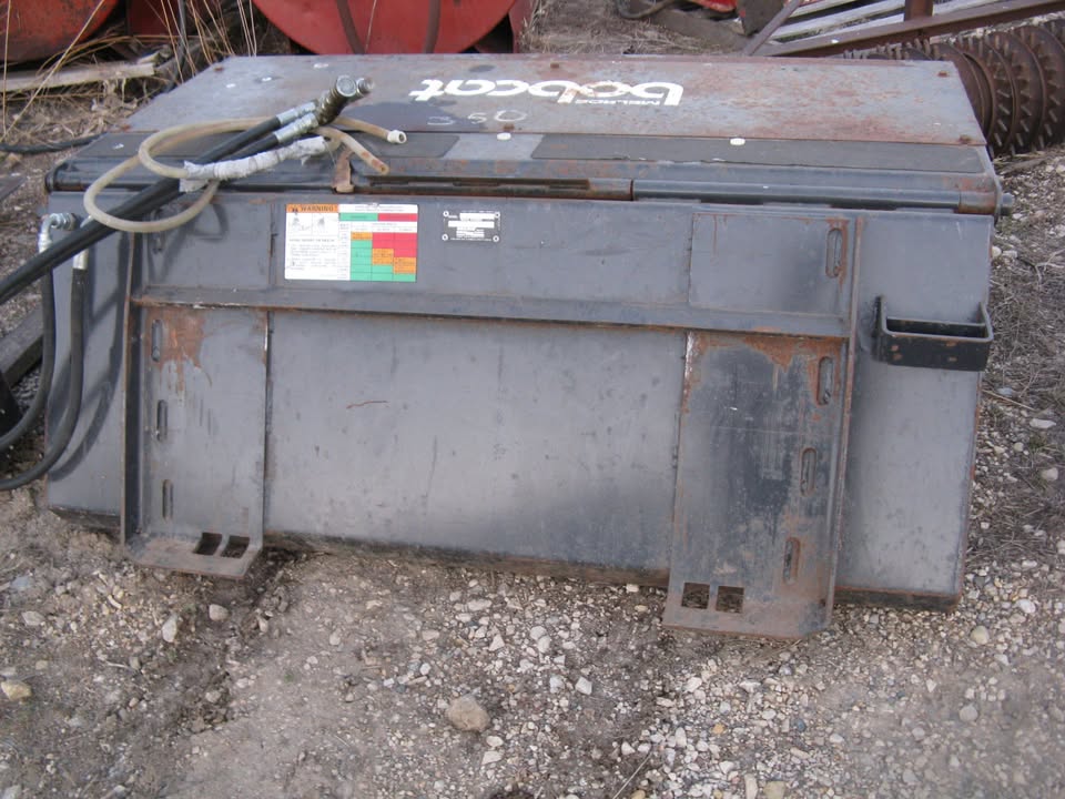 Bobcat sweeper broom