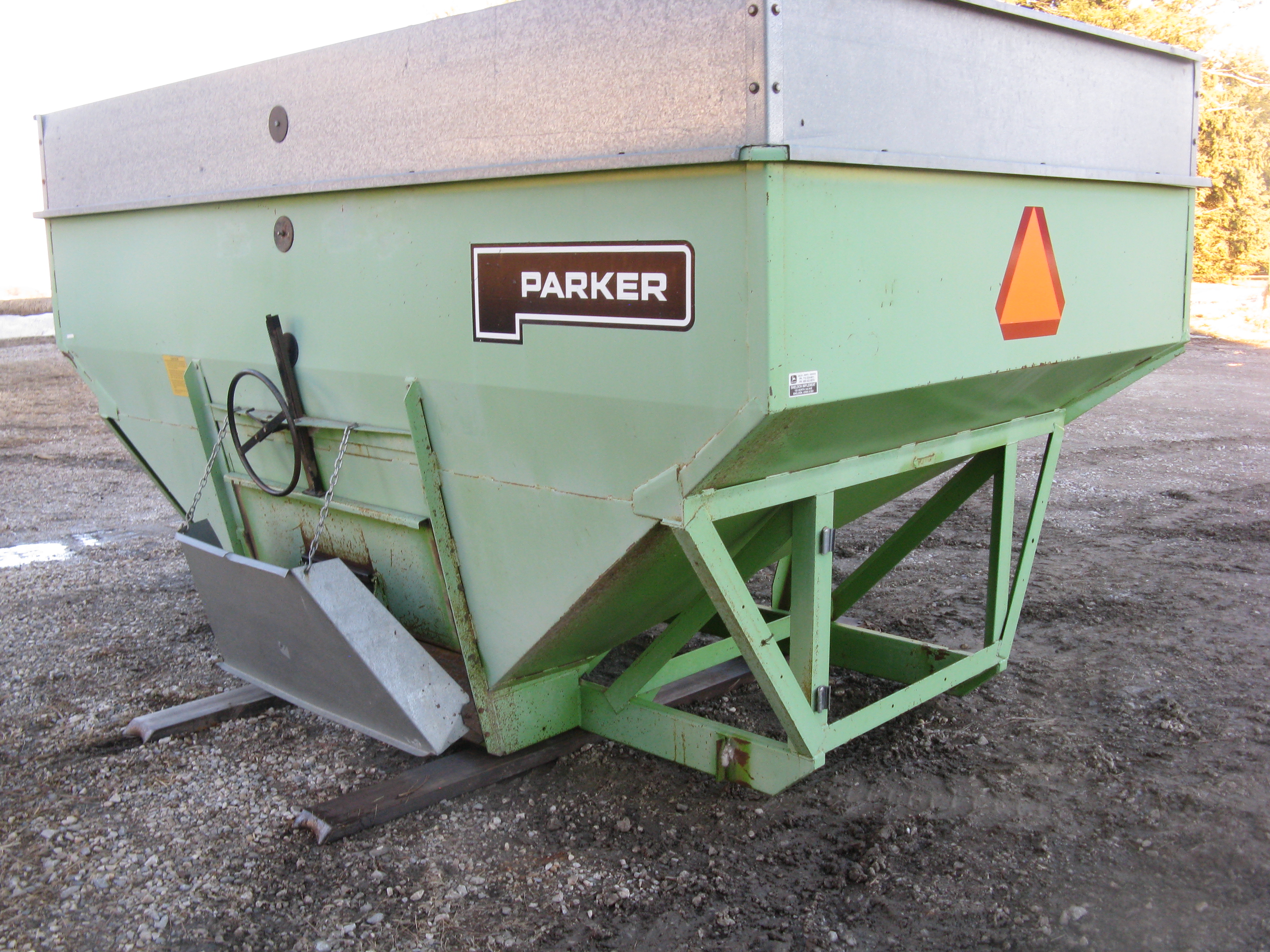 Parker 2600 gravity box 