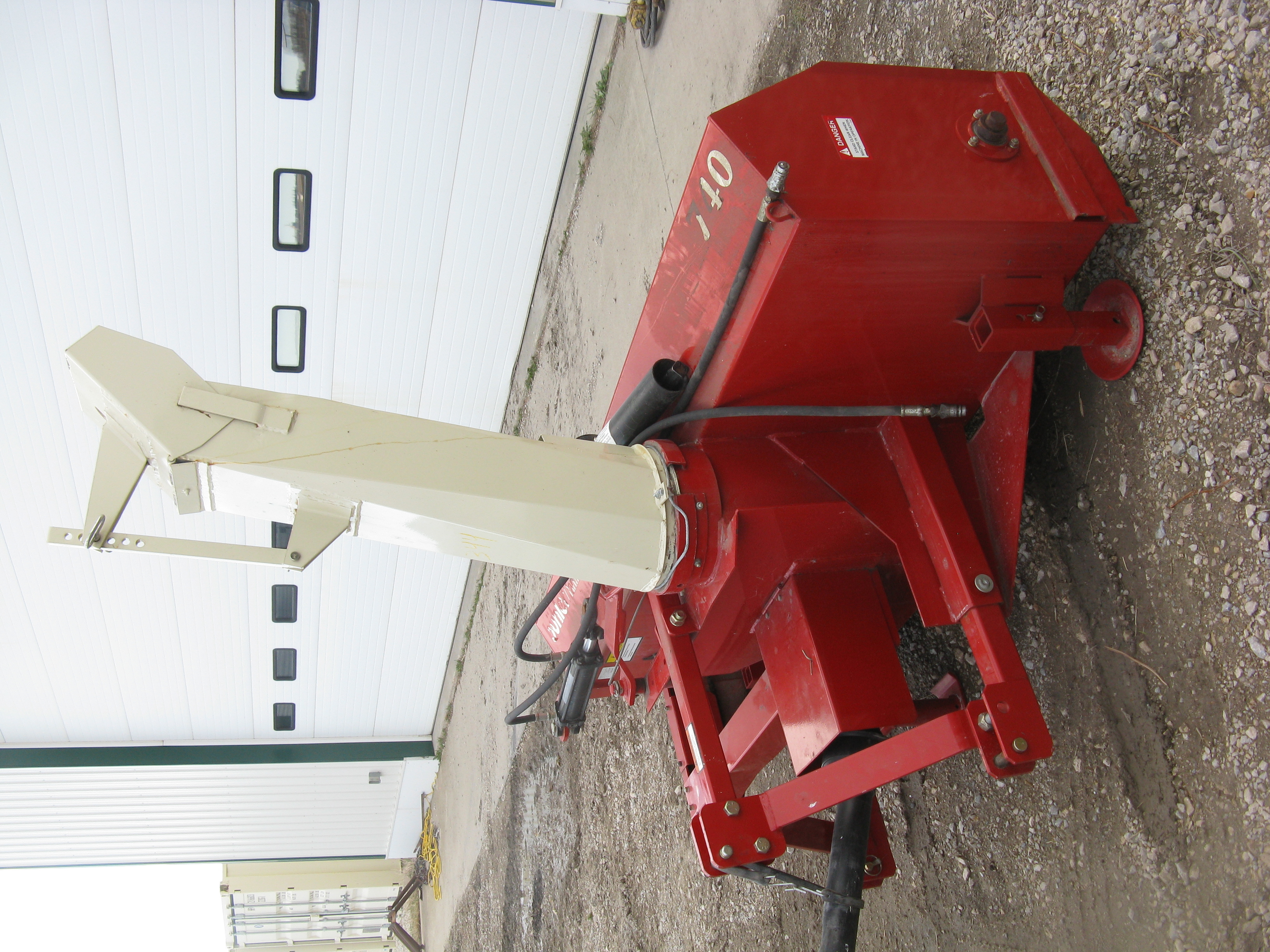 Buhler Farm King 740 snowblower
