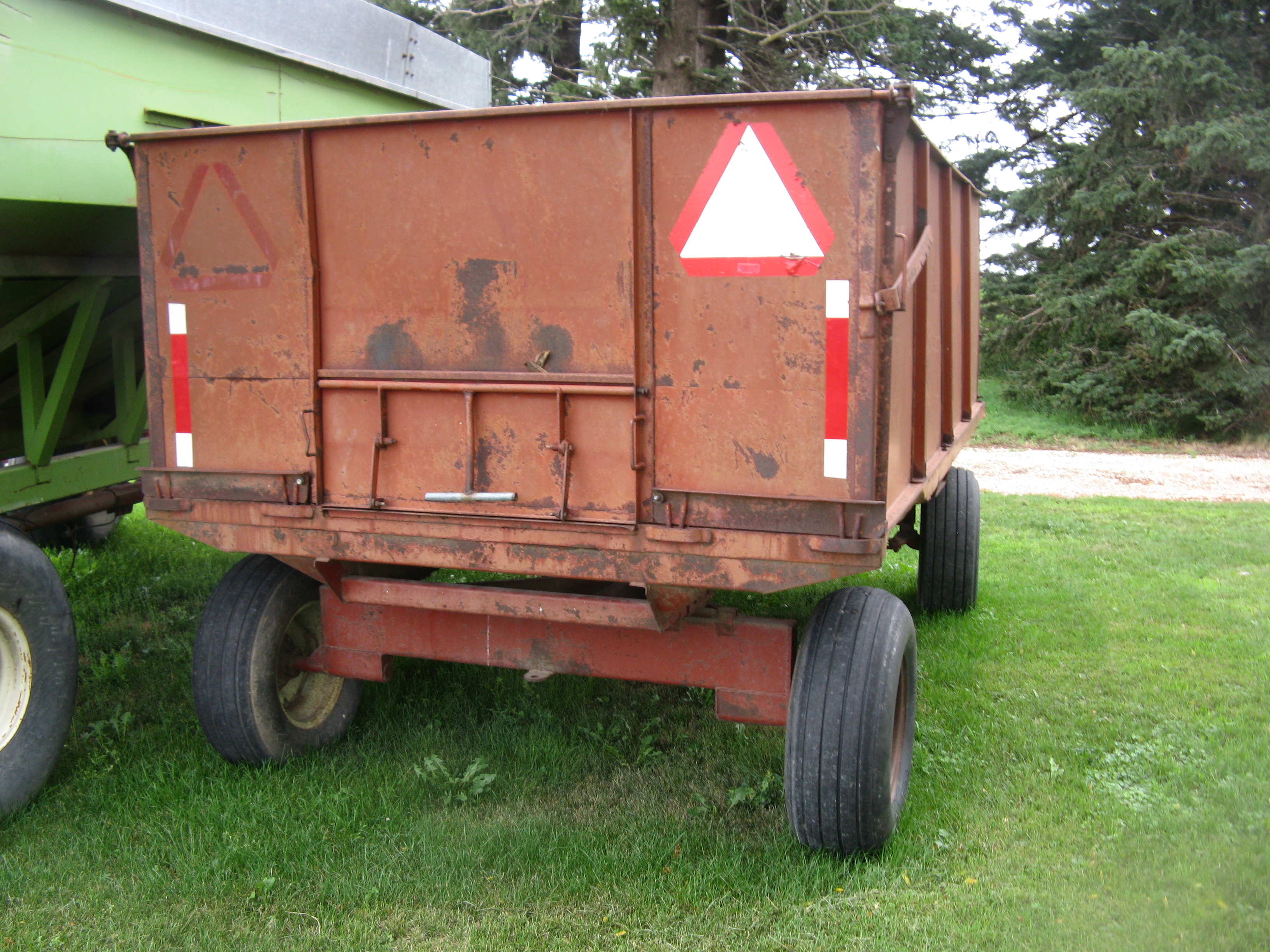 Stanhoist 7'x12' barge wagon