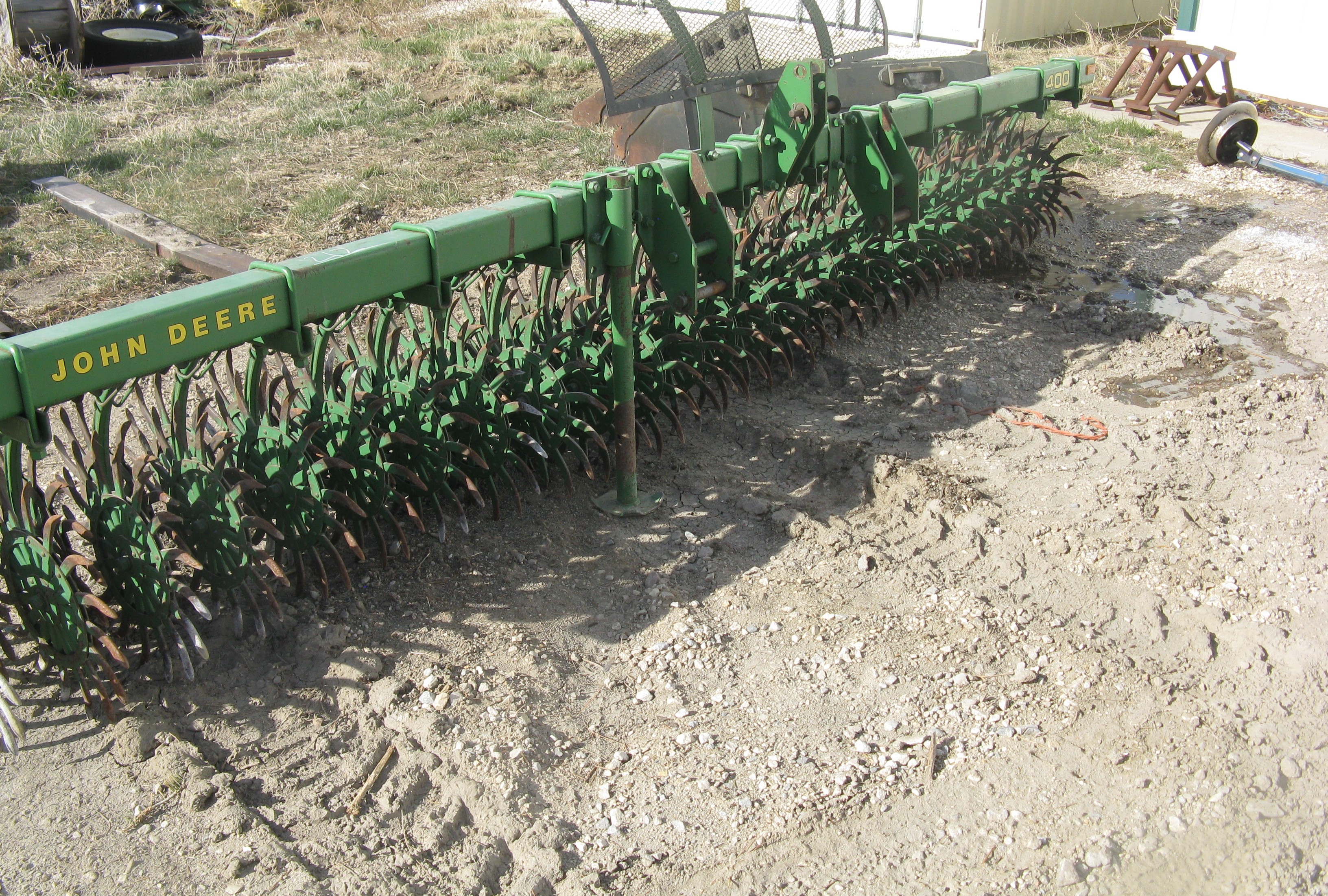 John Deere 400  15' rotary hoe
