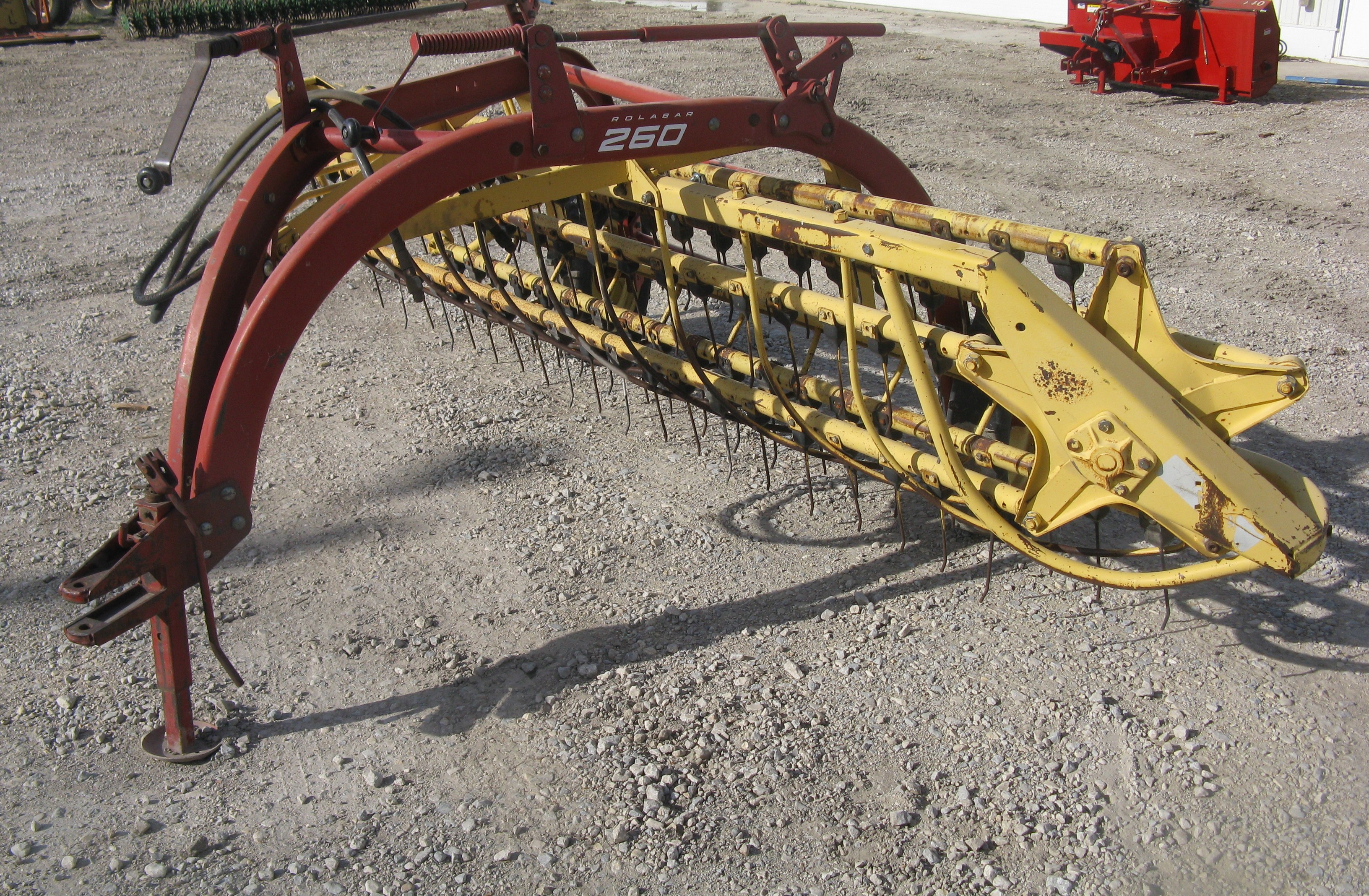 New Holland 260 hay rake