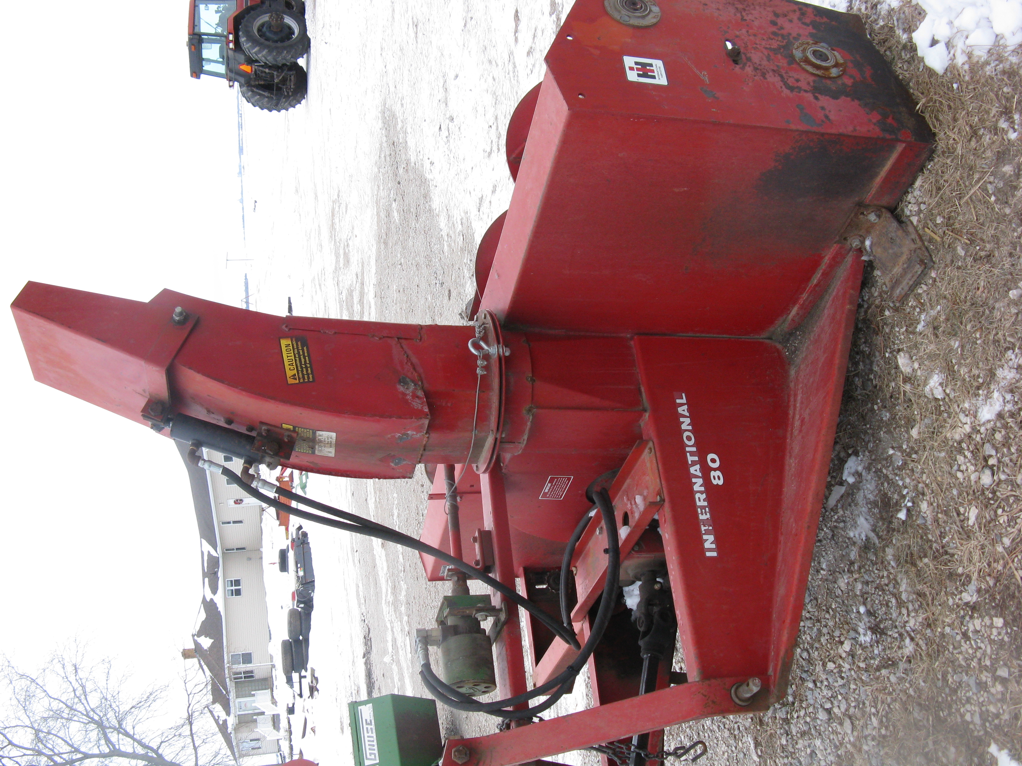 IH 80 snow blower 