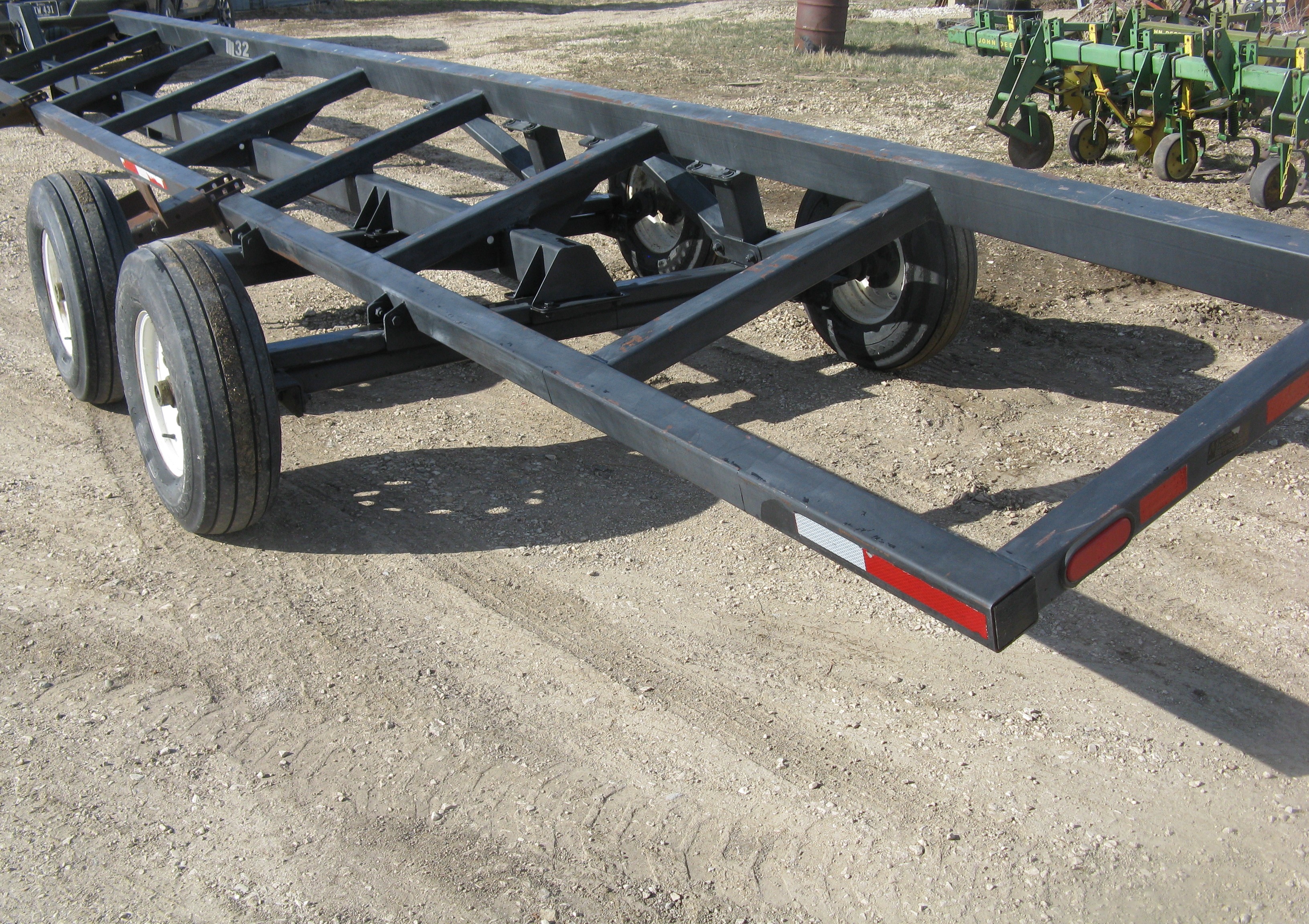 Mauer 32 header trailer