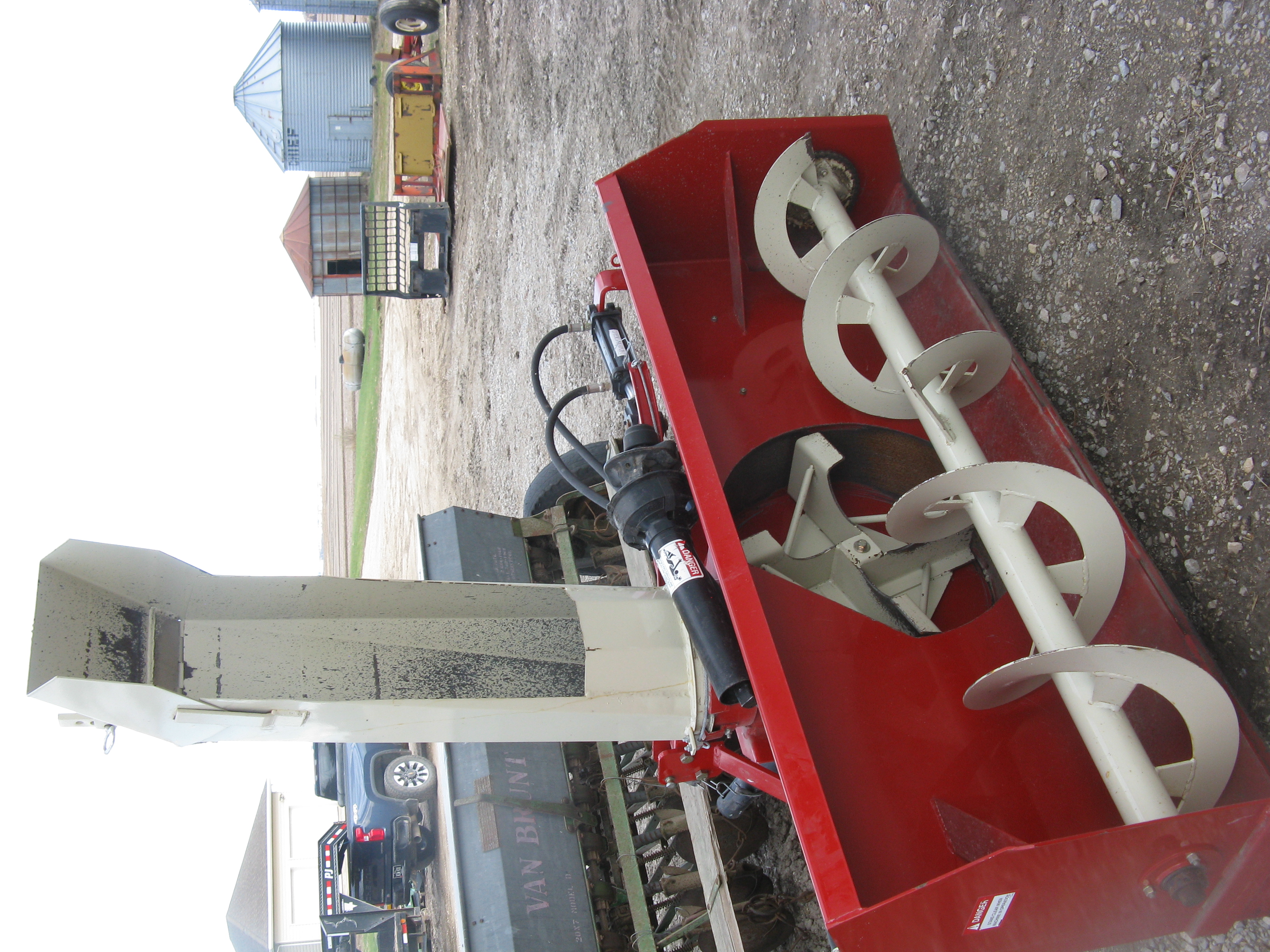 Buhler Farm King 740 snowblower