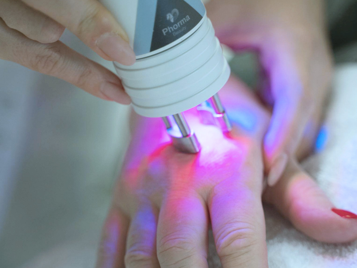 Hodvábne ošetrenie pokožky rúk