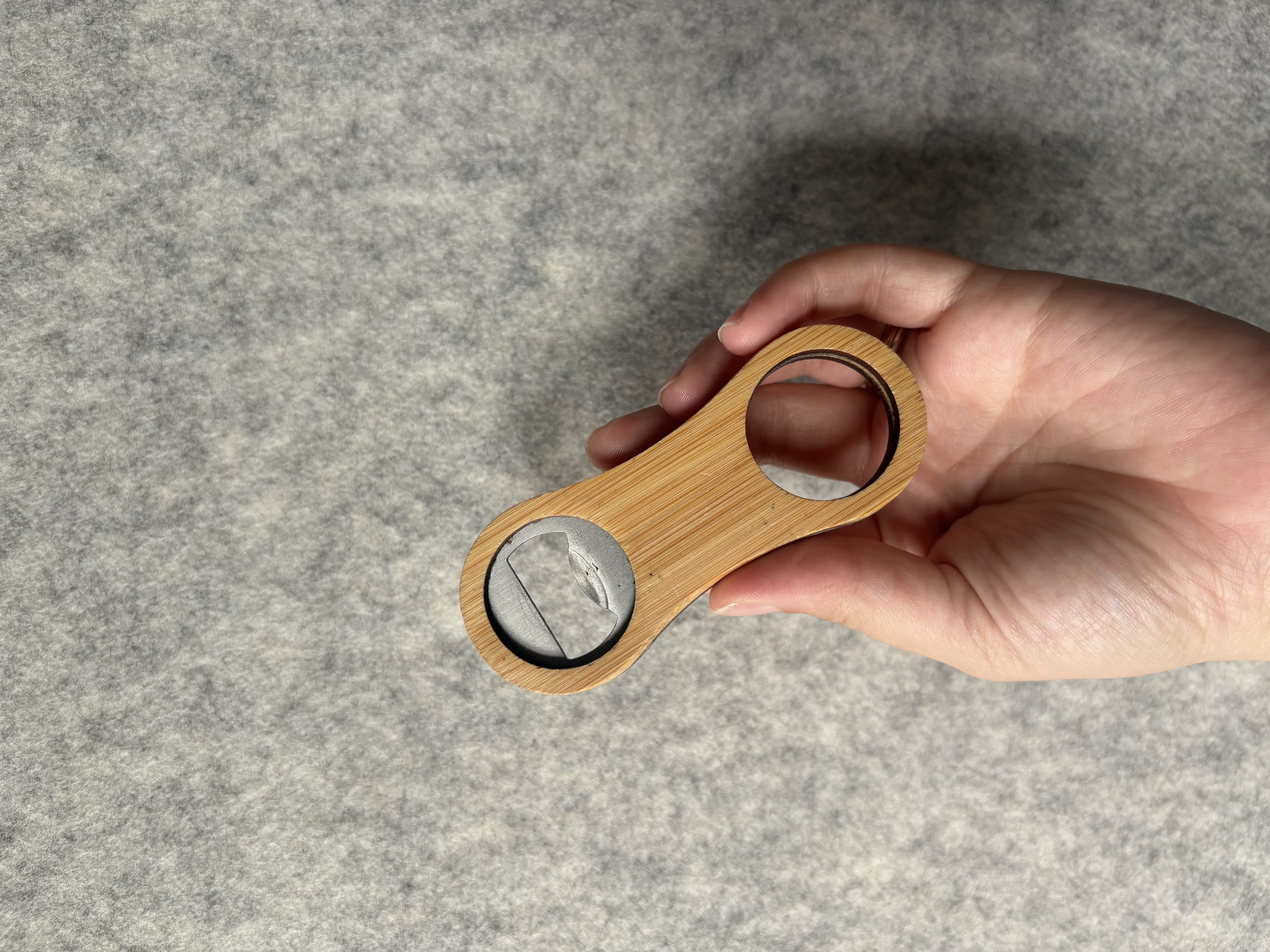 Apribottiglie in bambù