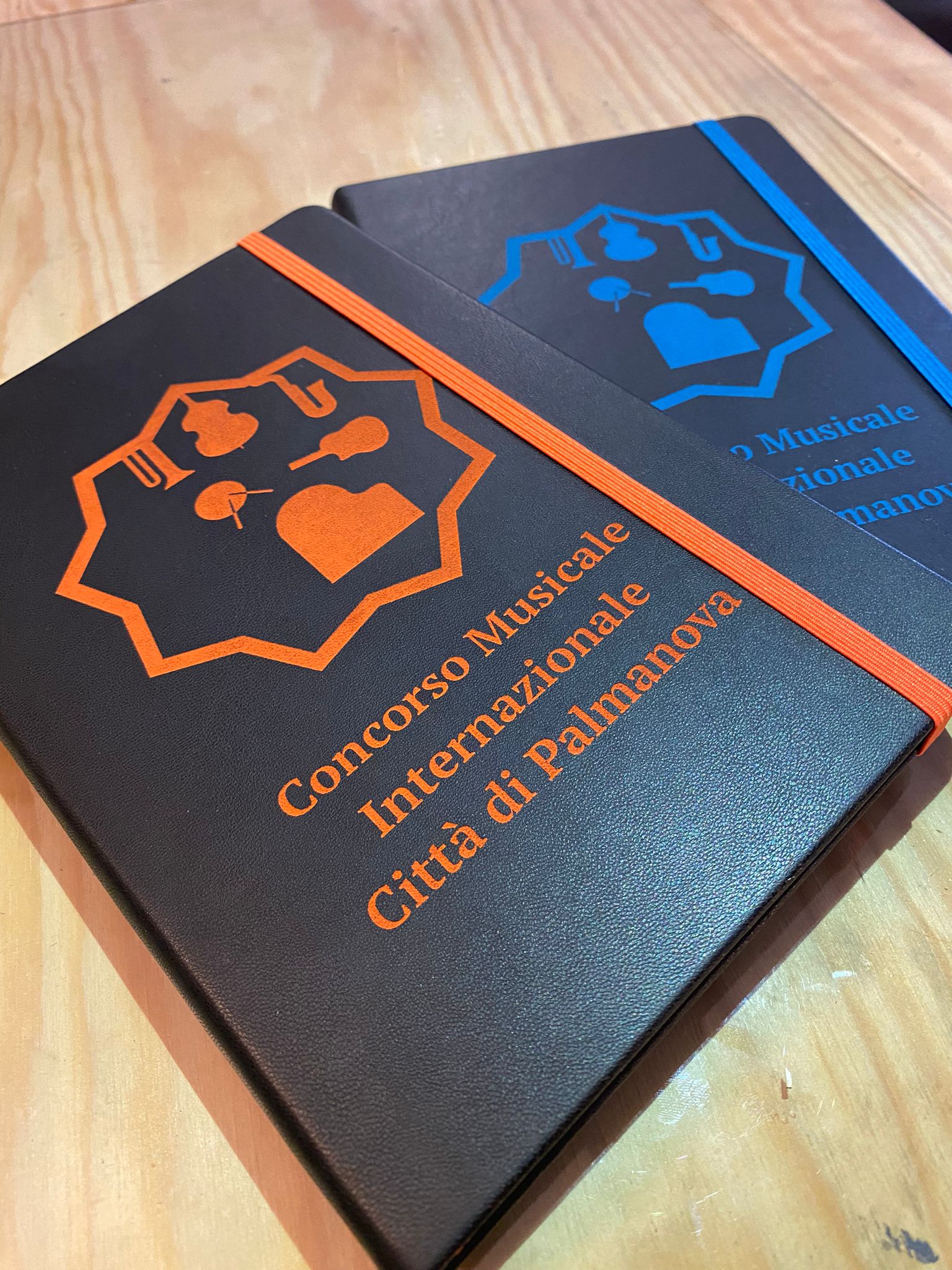 Block Notes con incisione colorata