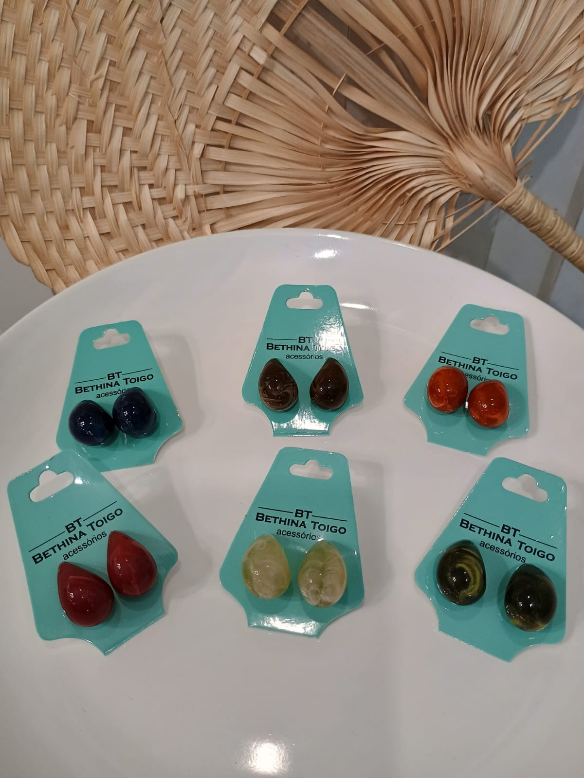 Brinco gotas acrílico