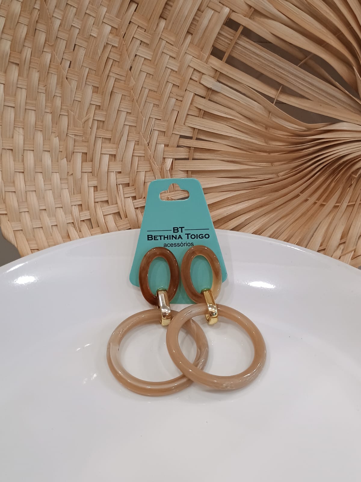 Brinco elo acrílico