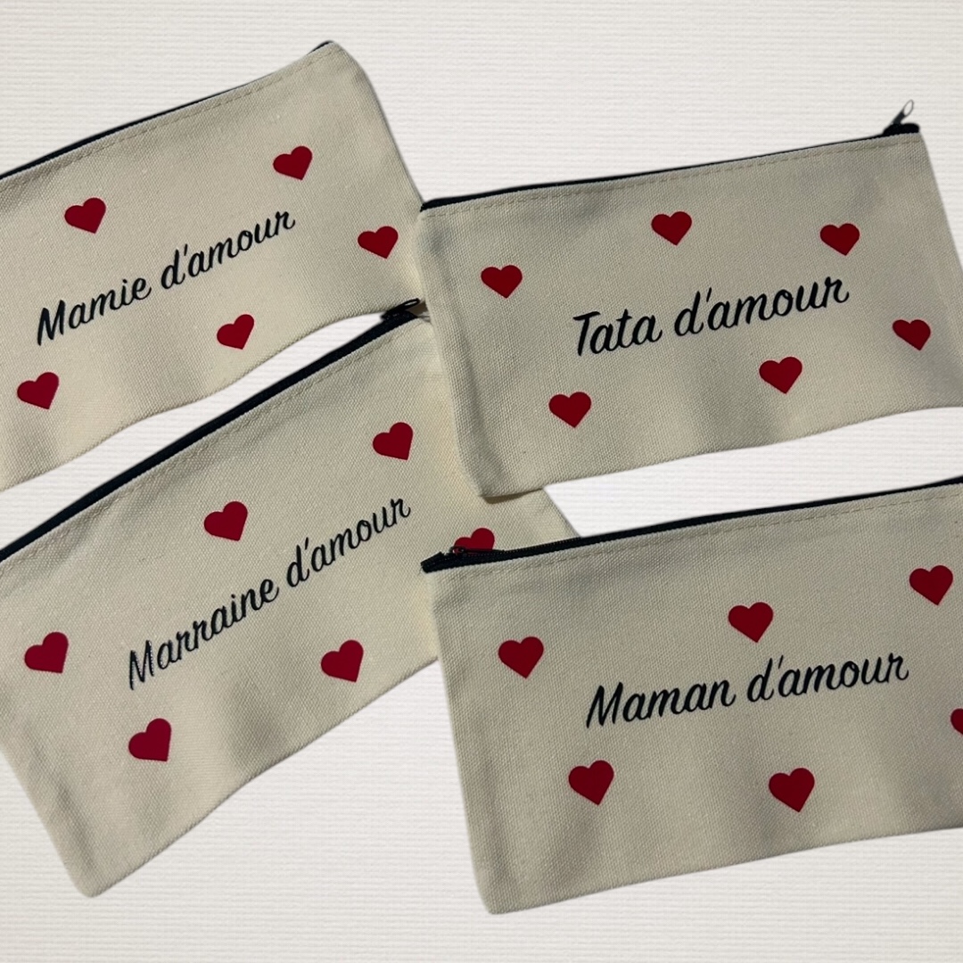 Trousse petit coeur rouge
