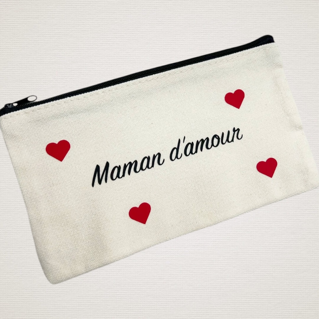Trousse petit coeur rouge