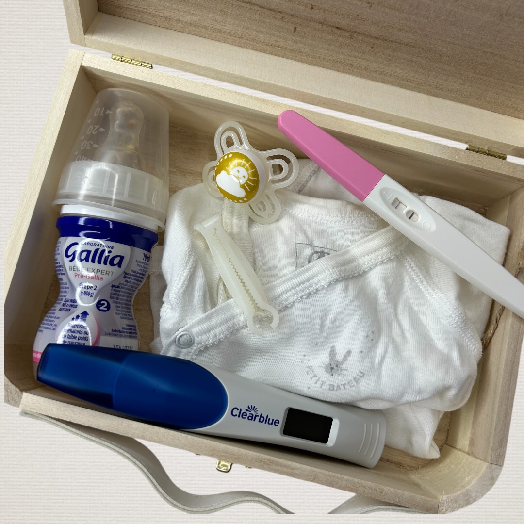 Boîte en bois "souvenir de naissance"